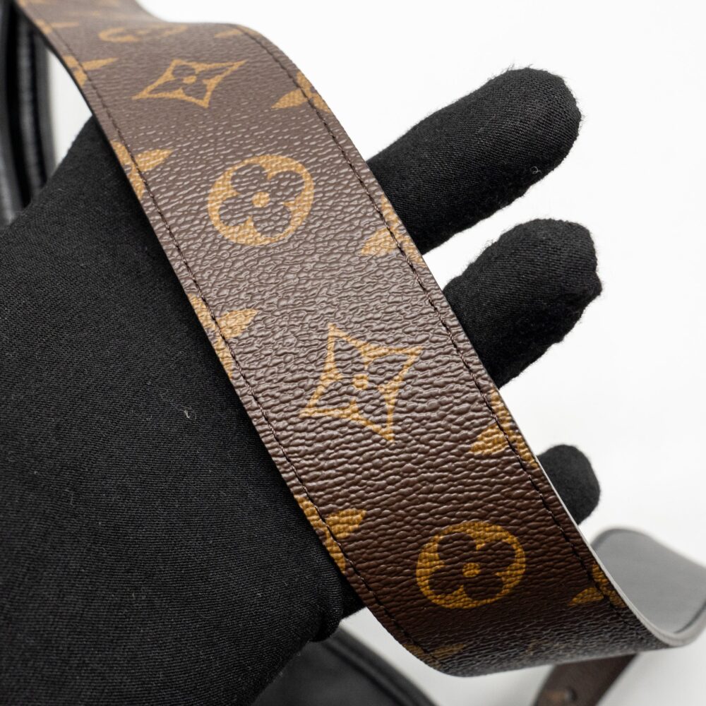 AAA Replica Louis Vuitton LV Carryall Vibe MM Lambskin/Monogram Canvas Black SHW M25143