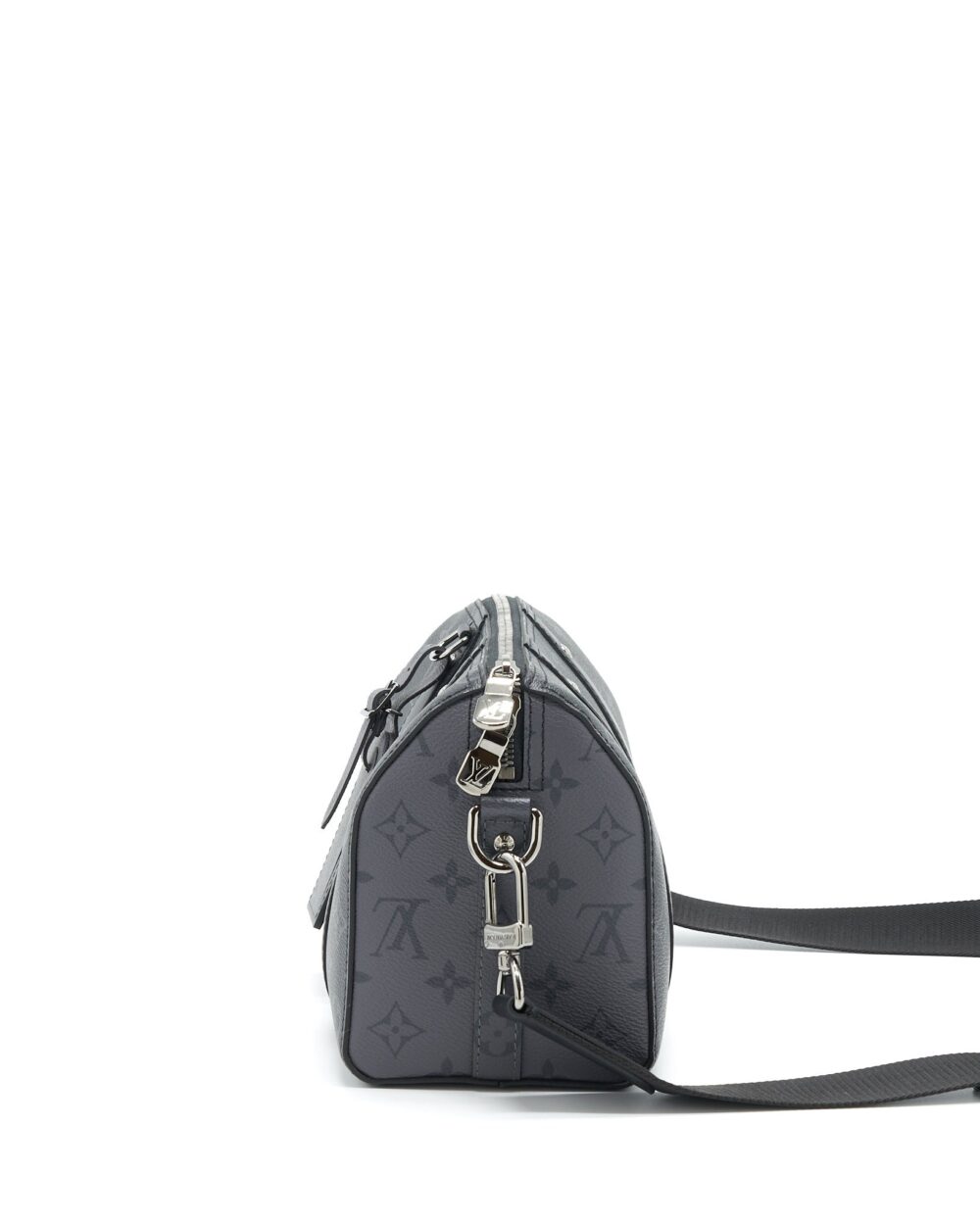 AAA Replica Louis Vuitton LV CITY KEEEPALL 27CM MONOGRAM ECLIPSE AND MONOGRAM ECLIPSE REVERSE