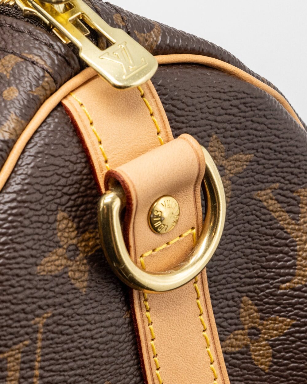 AAA Replica Louis Vuitton LV SPEEDY BANDOULIERE 25 MONOGRAM CANVAS GHW (NEW VERSION)