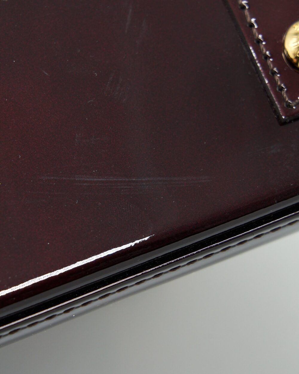AAA Replica Louis Vuitton LV ALMA BB PATENT AMARANTE RAYE GHW
