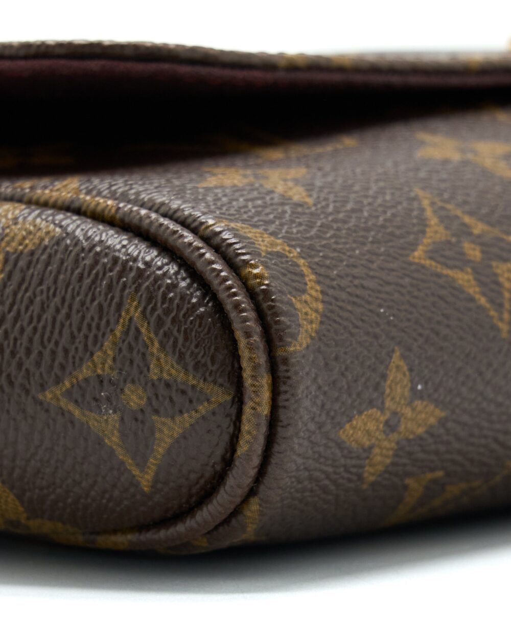 AAA Replica Louis Vuitton LV MONOGRAM FAVORITE MM MONOGRAM CANVAS GHW