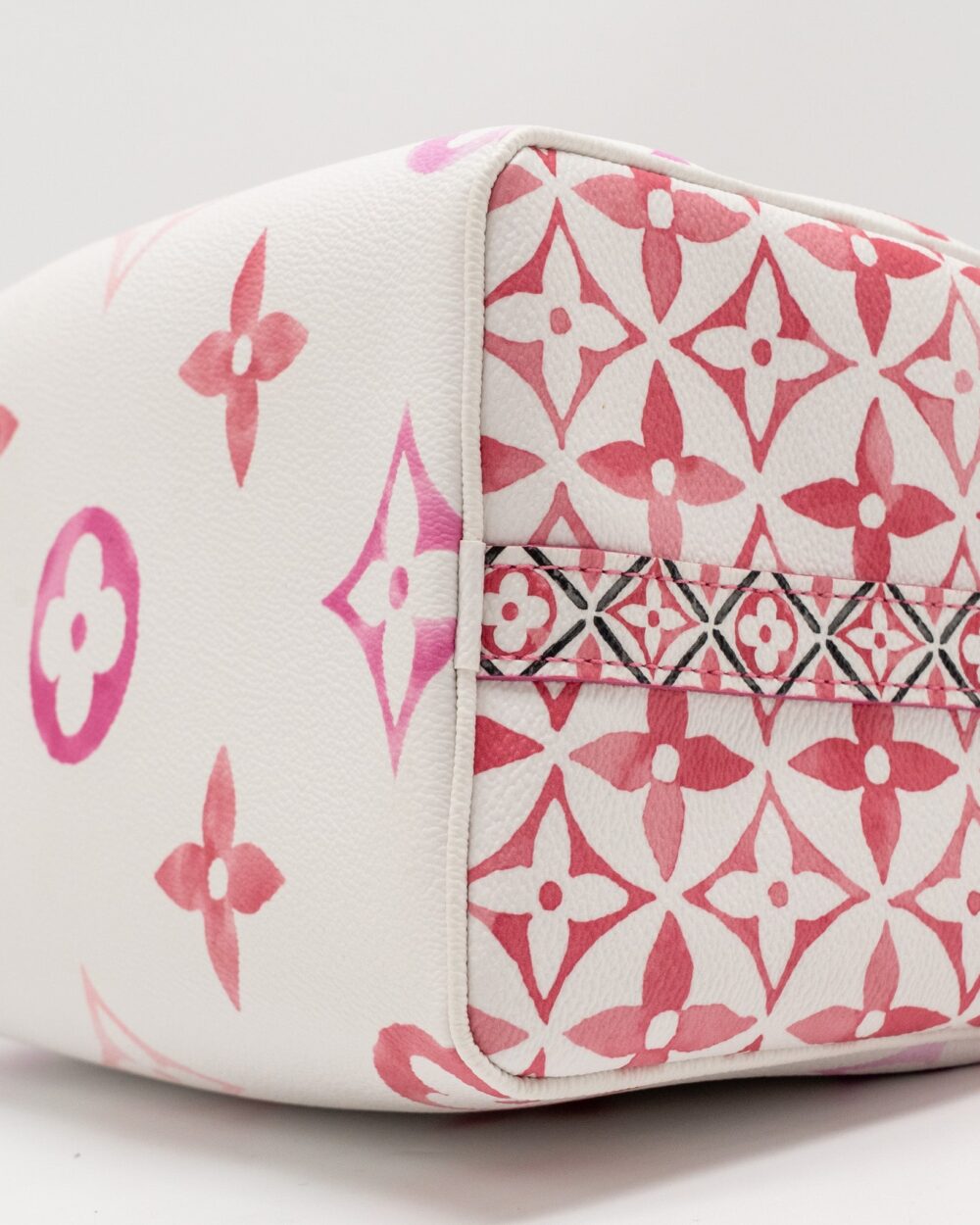 AAA Replica Louis Vuitton LV BY THE POOL SPEEDY BANDOULIERE 25 GIANT MONOGRAM CANVAS PINK/WHITE GHW