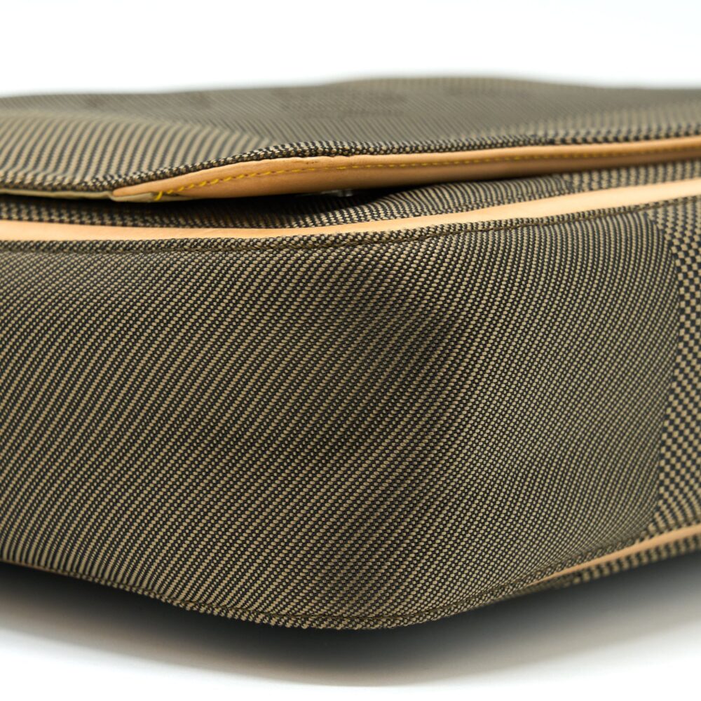 AAA Replica Louis Vuitton LV MESSENGER BAG FABRIC/BEIGE LEATHER MULTICOLOUR GHW