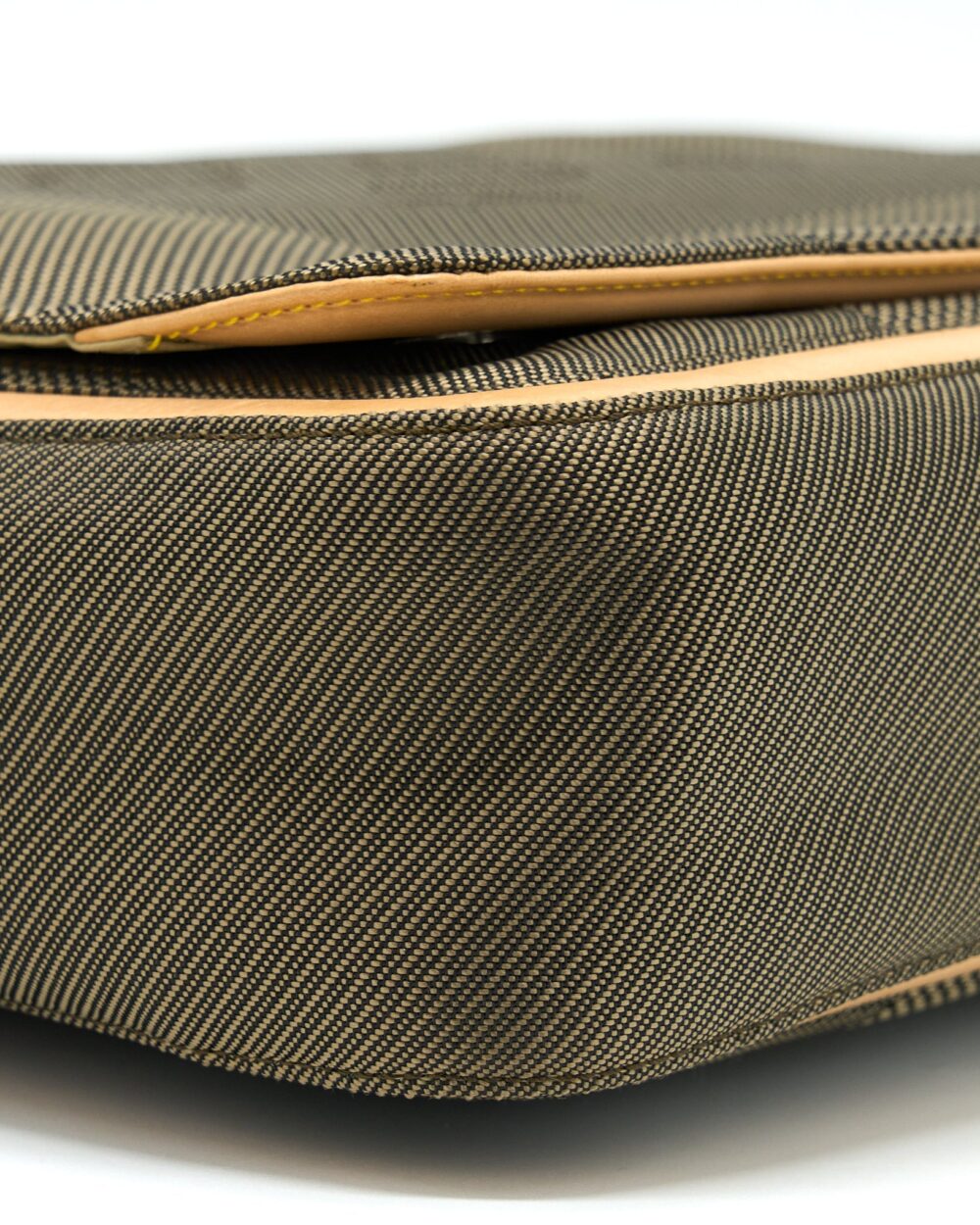 AAA Replica Louis Vuitton LV MESSENGER BAG FABRIC/BEIGE LEATHER MULTICOLOUR GHW