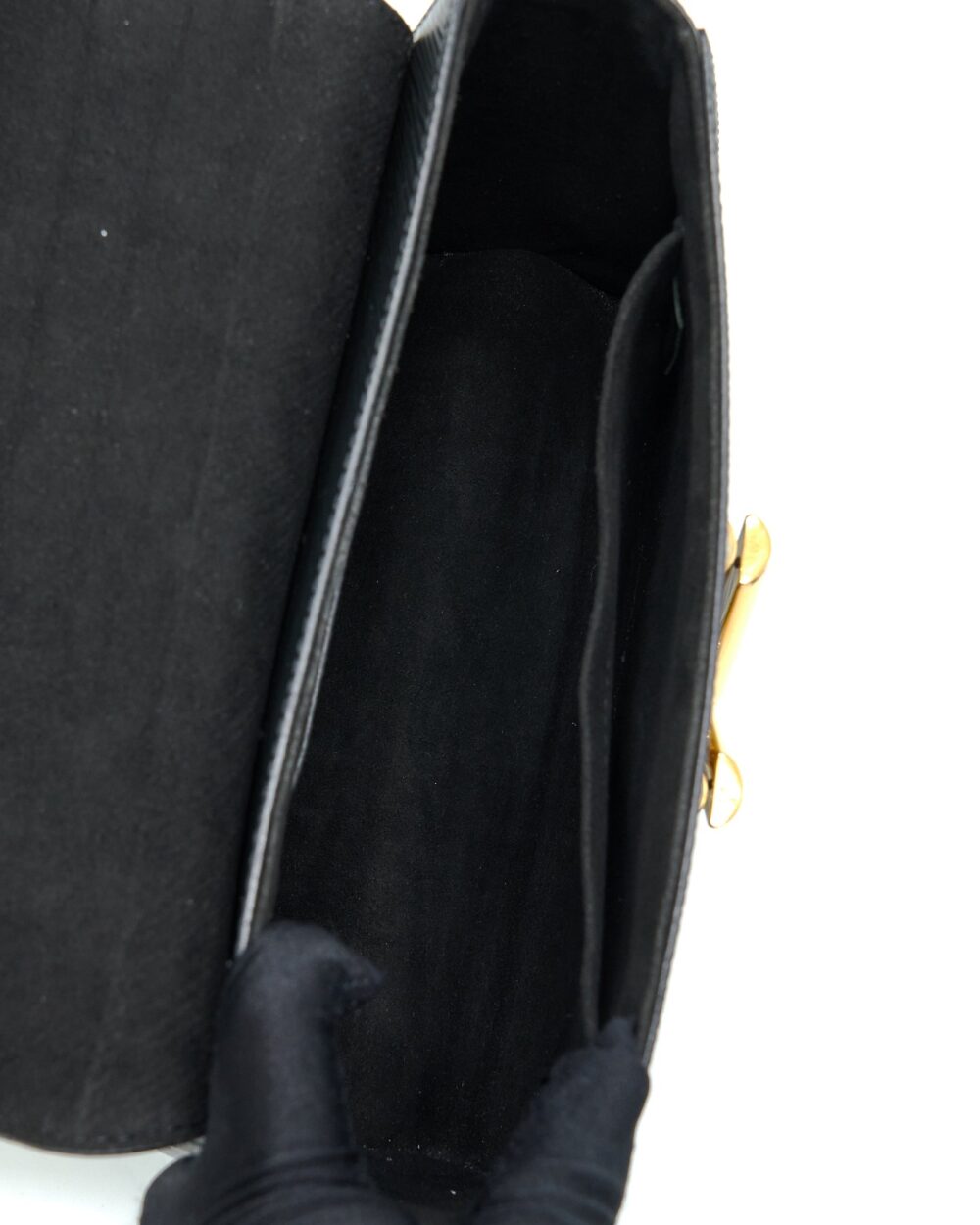 AAA Replica Louis Vuitton LV TWIST MM EPI BLACK GHW