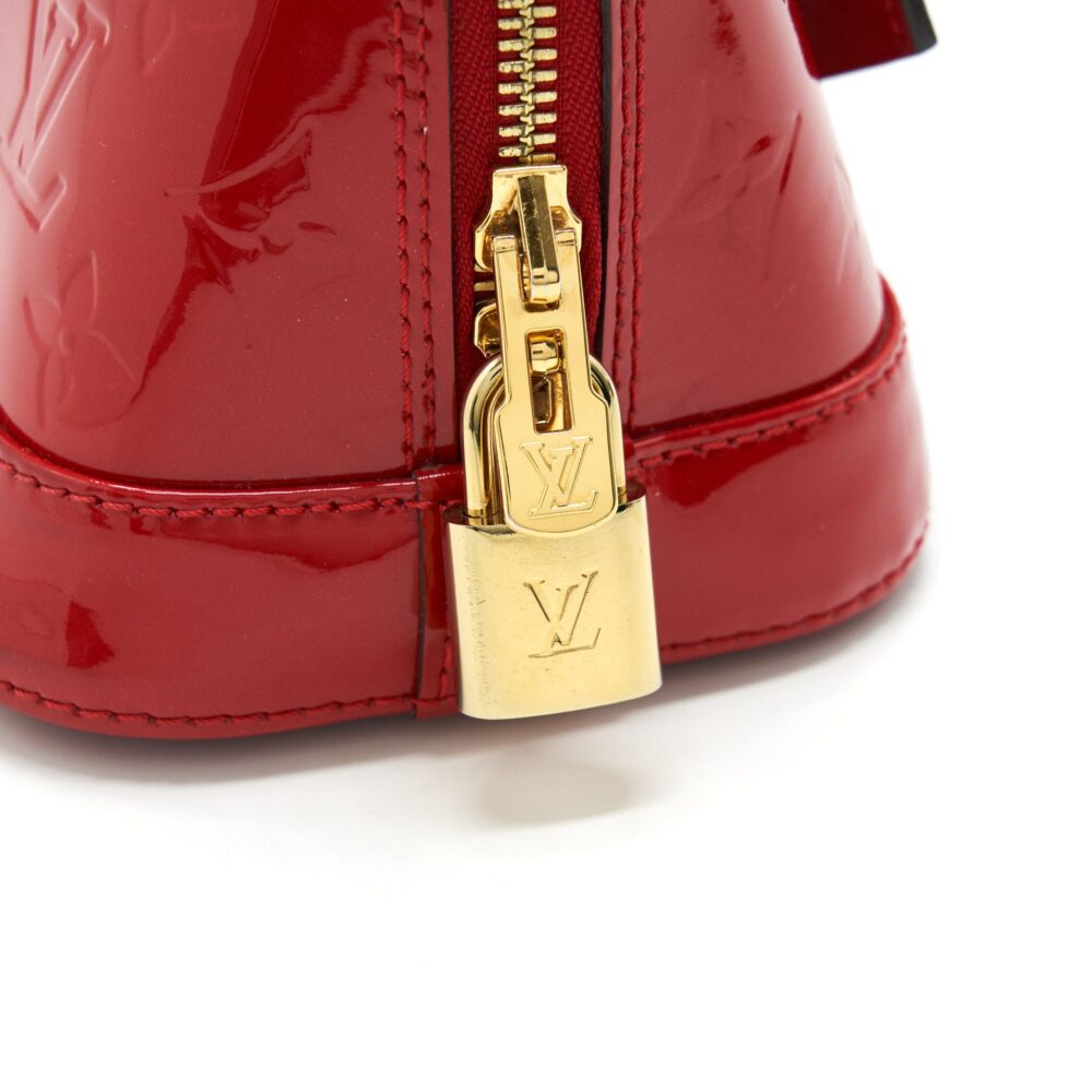 AAA Replica Louis Vuitton LV ALMA BB IN PATENT LEATHER RED