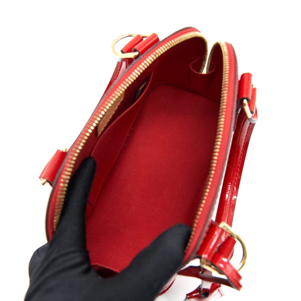 AAA Replica Louis Vuitton LV ALMA BB IN PATENT LEATHER RED