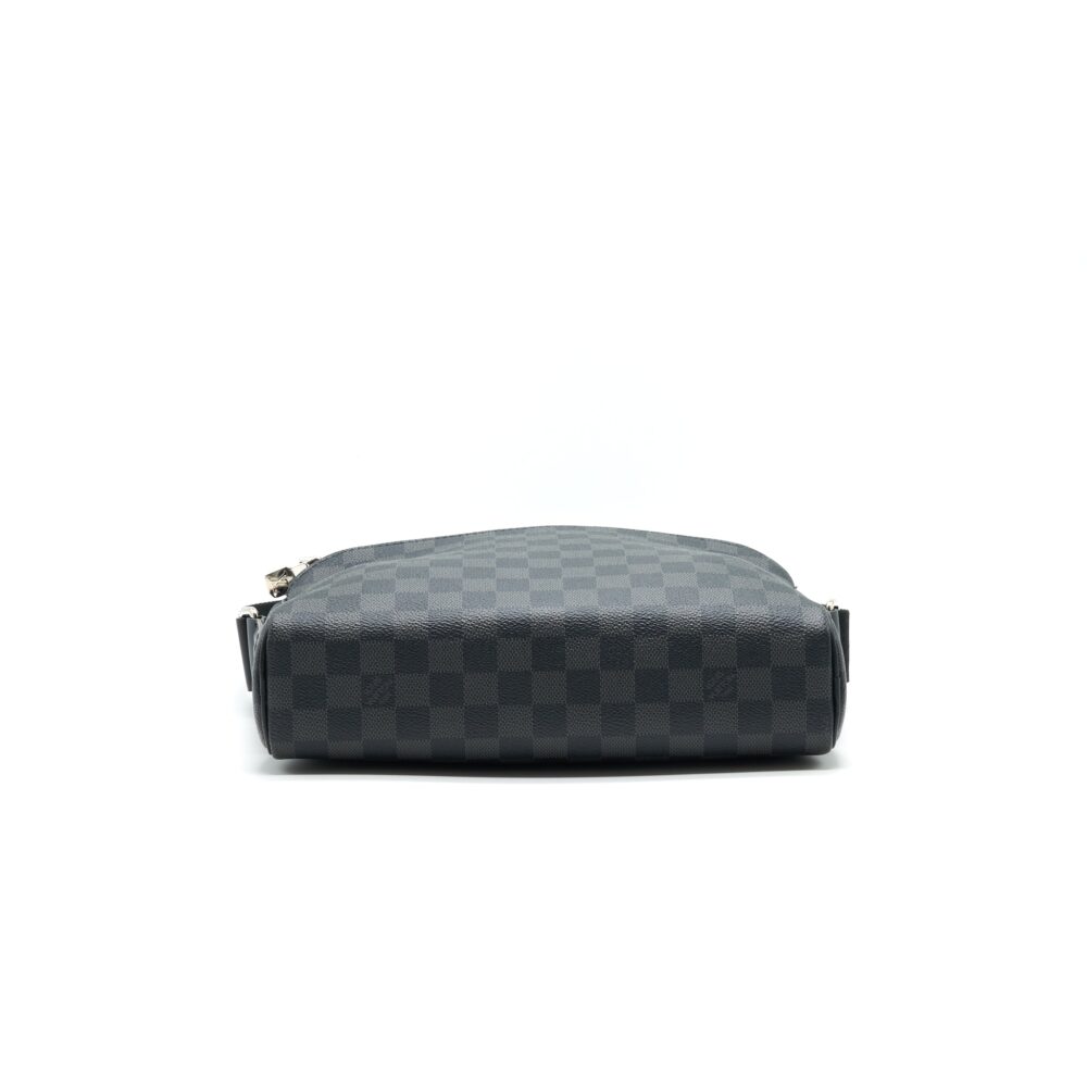 AAA Replica Louis Vuitton LV DAYTON PM MEN'S MESSENGER BAG