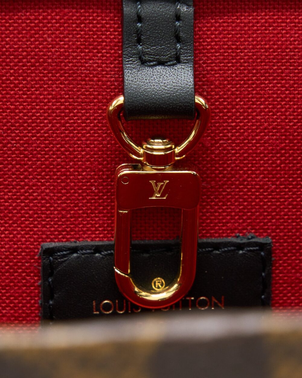 AAA Replica Louis Vuitton LV ON THE GO MM MONOGRAM CANVAS GHW