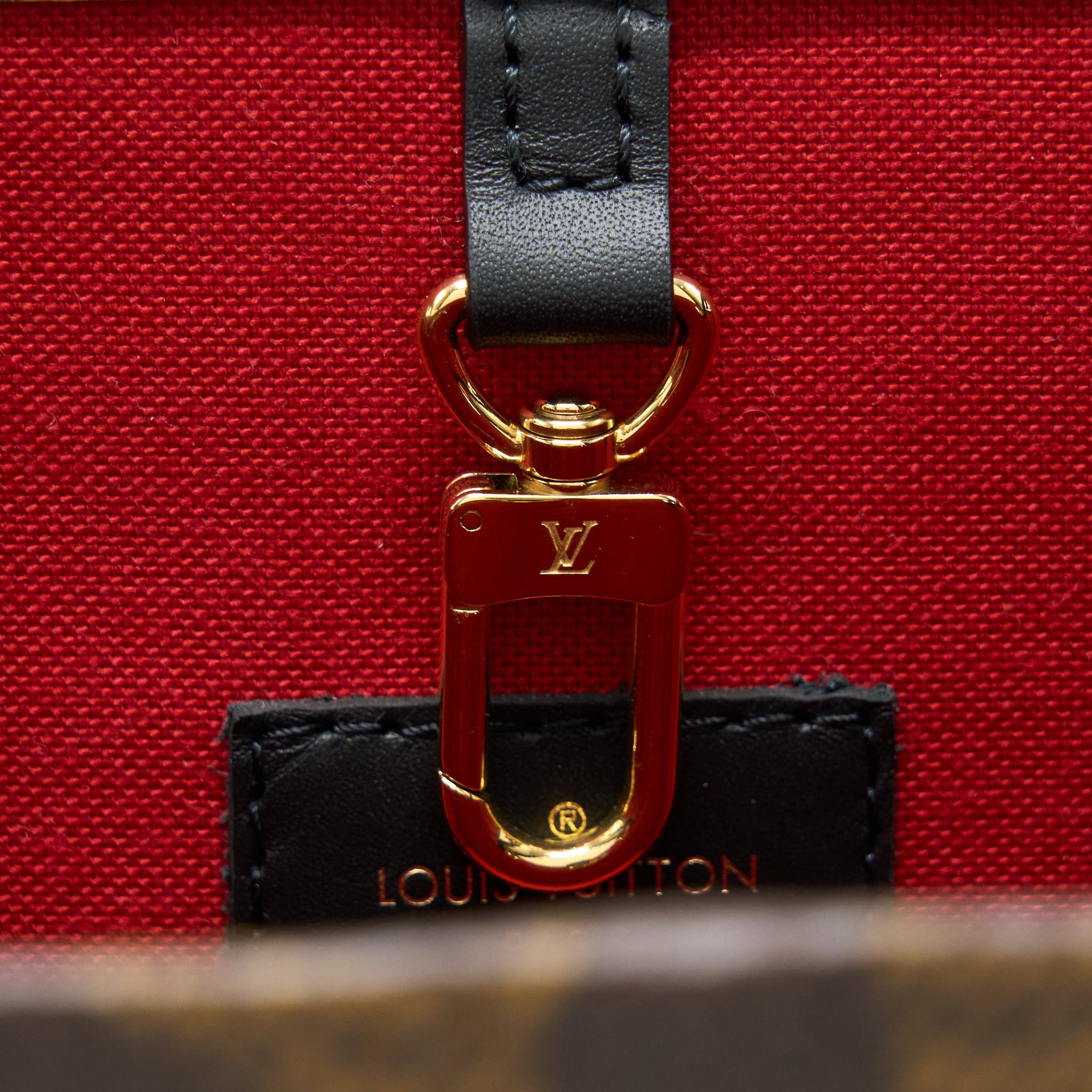 AAA Replica Louis Vuitton LV ON THE GO MM MONOGRAM CANVAS GHW