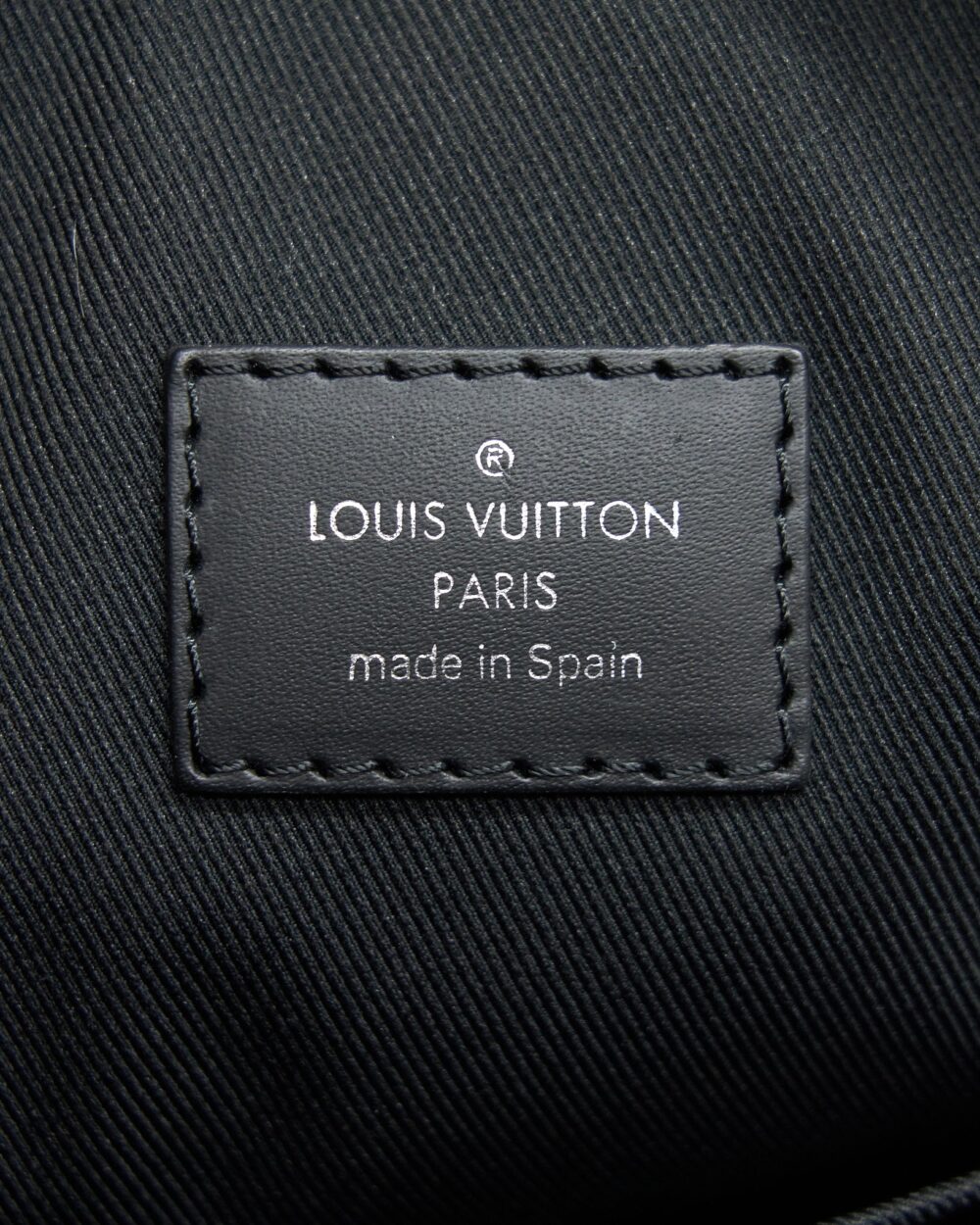 AAA Replica Louis Vuitton LV DAYTON PM MEN'S MESSENGER BAG