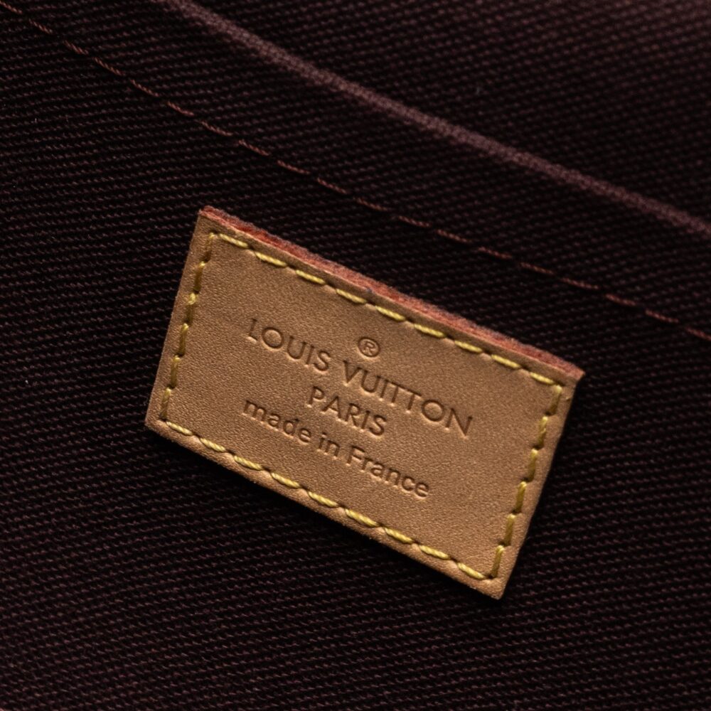 AAA Replica Louis Vuitton LV FAVOURITE PM BAG MONOGRAM CANVAS GHW