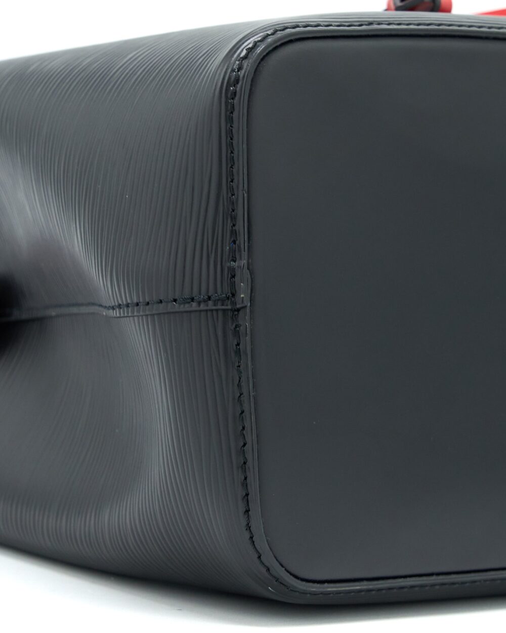 AAA Replica Louis Vuitton LV NEONOE BB EPI BLACK SAFRAN SHW