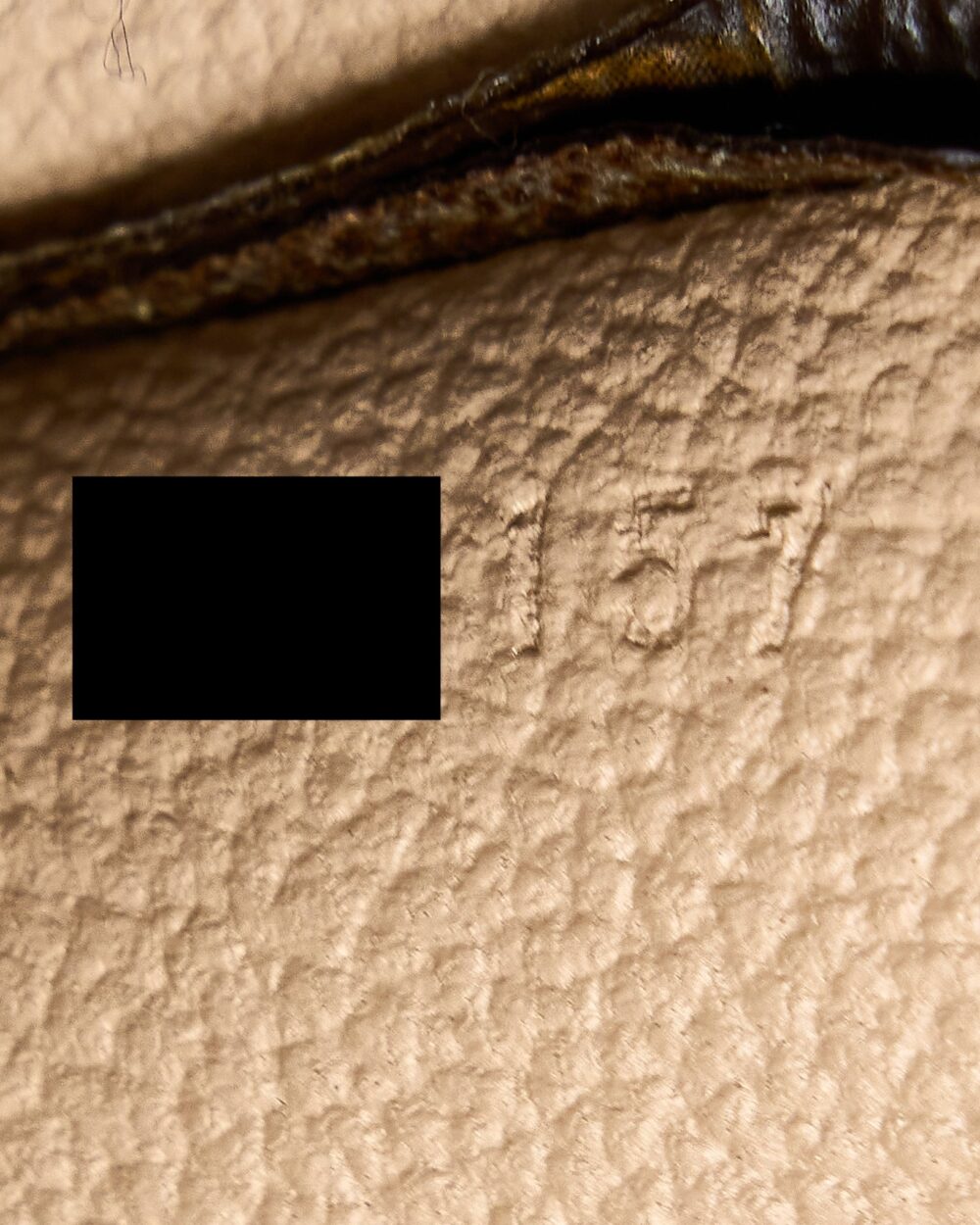 AAA Replica Louis Vuitton LV TOILETRY POCHETTE 26 MONOGRAM CANVAS GHW