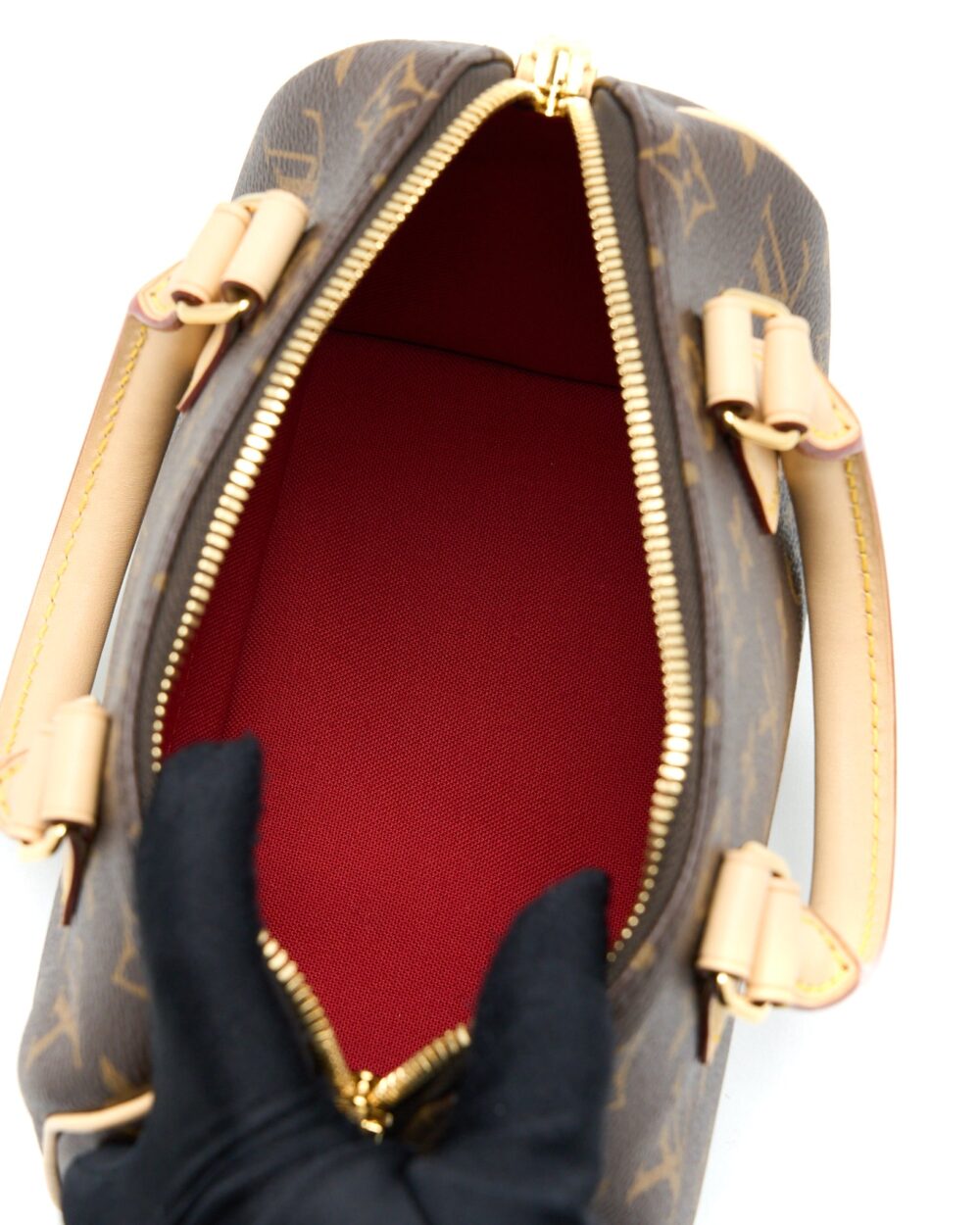 AAA Replica Louis Vuitton LV SPEEDY BANDOULIERE 20 MONOGRAM CANVAS BLACK STRAP GHW (NEW VERSION)