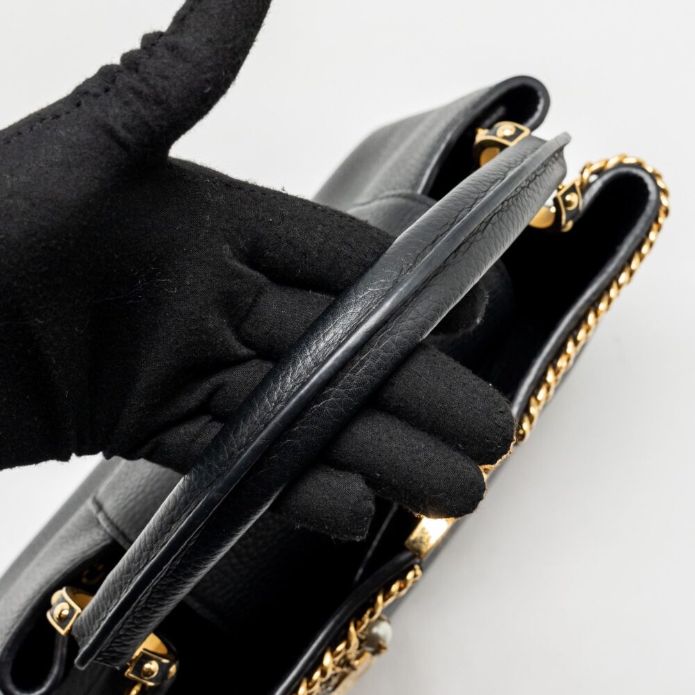 AAA Replica Louis Vuitton LV CAPUCINES MM CALFSKIN BLACK GHW