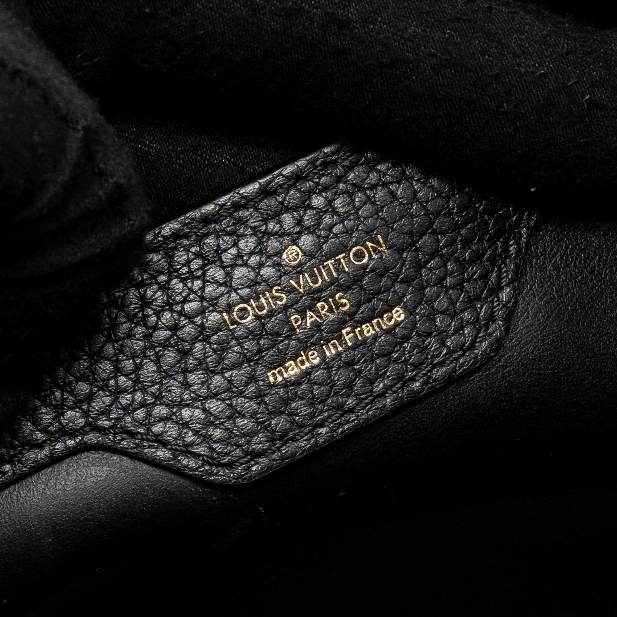 AAA Replica Louis Vuitton LV CAPUCINES MM CALFSKIN BLACK GHW