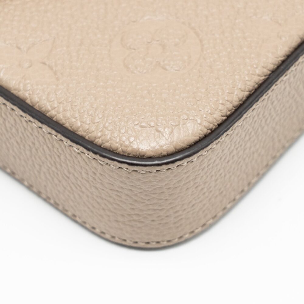 AAA Replica Louis Vuitton LV FELICIE POCHETTE MONOGRAM EMPREINTE TOURTERELLE GHW