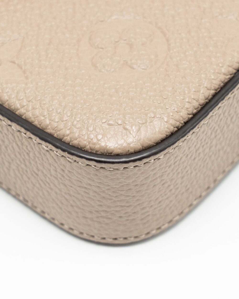 AAA Replica Louis Vuitton LV FELICIE POCHETTE MONOGRAM EMPREINTE TOURTERELLE GHW
