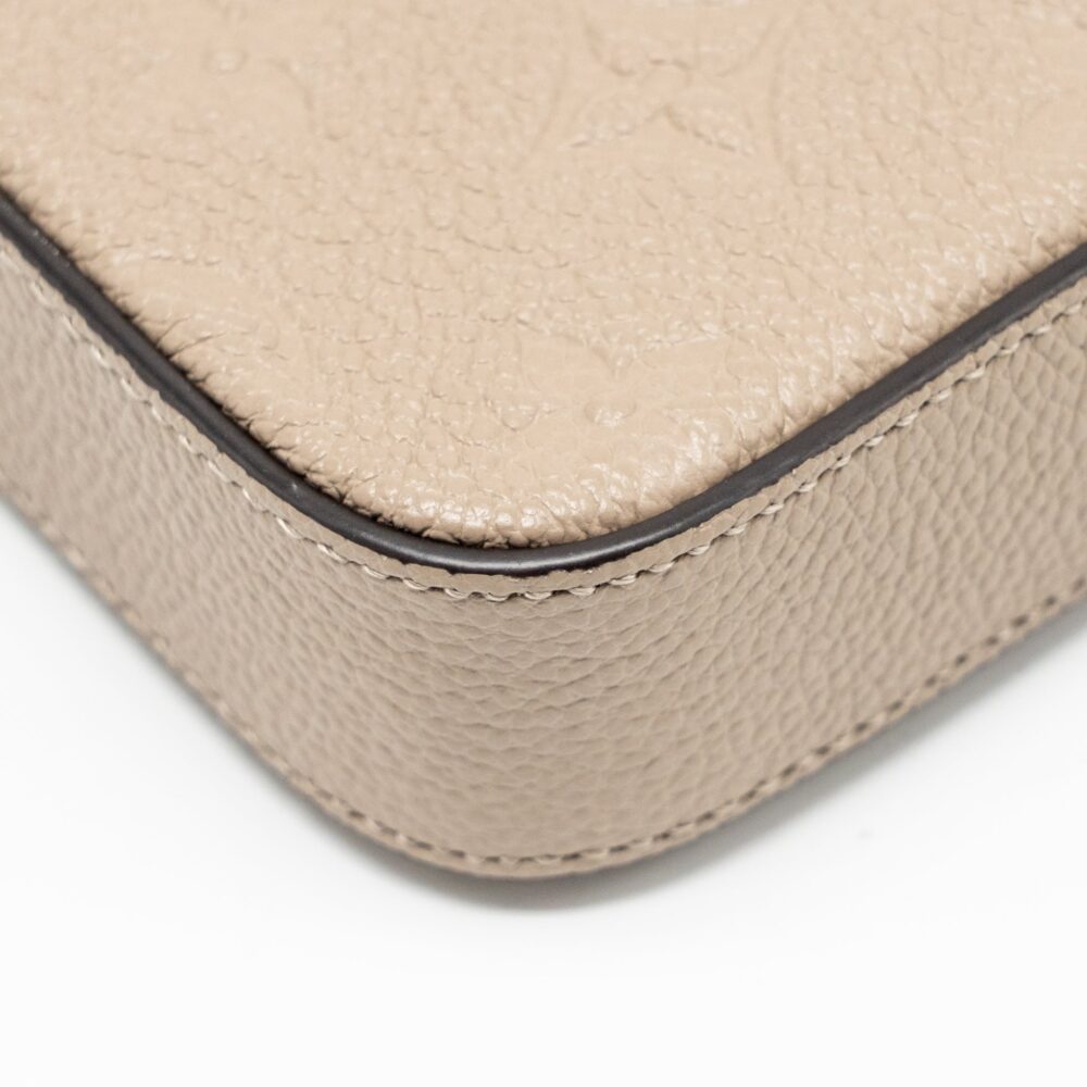 AAA Replica Louis Vuitton LV FELICIE POCHETTE MONOGRAM EMPREINTE TOURTERELLE GHW