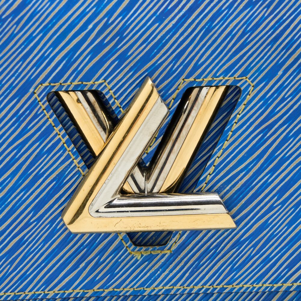 AAA Replica Louis Vuitton LV TWIST MM EPI DENIM/BLACK MULTICOLOURED HARDWARE