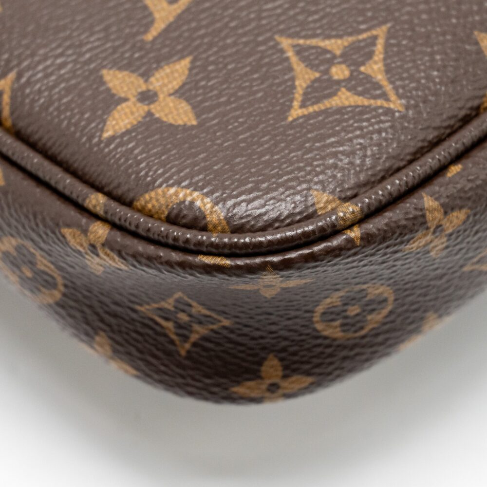 AAA Replica Louis Vuitton LV MULTI POCHETTE ACCESSORIES MONOGRAM CANVAS KHAKI GHW