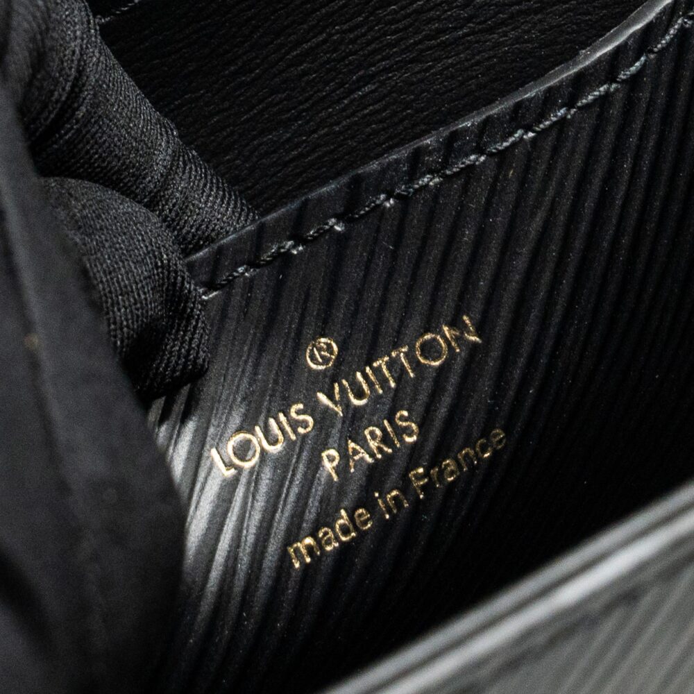 AAA Replica Louis Vuitton LV TWIST MM EPI BLACK GHW