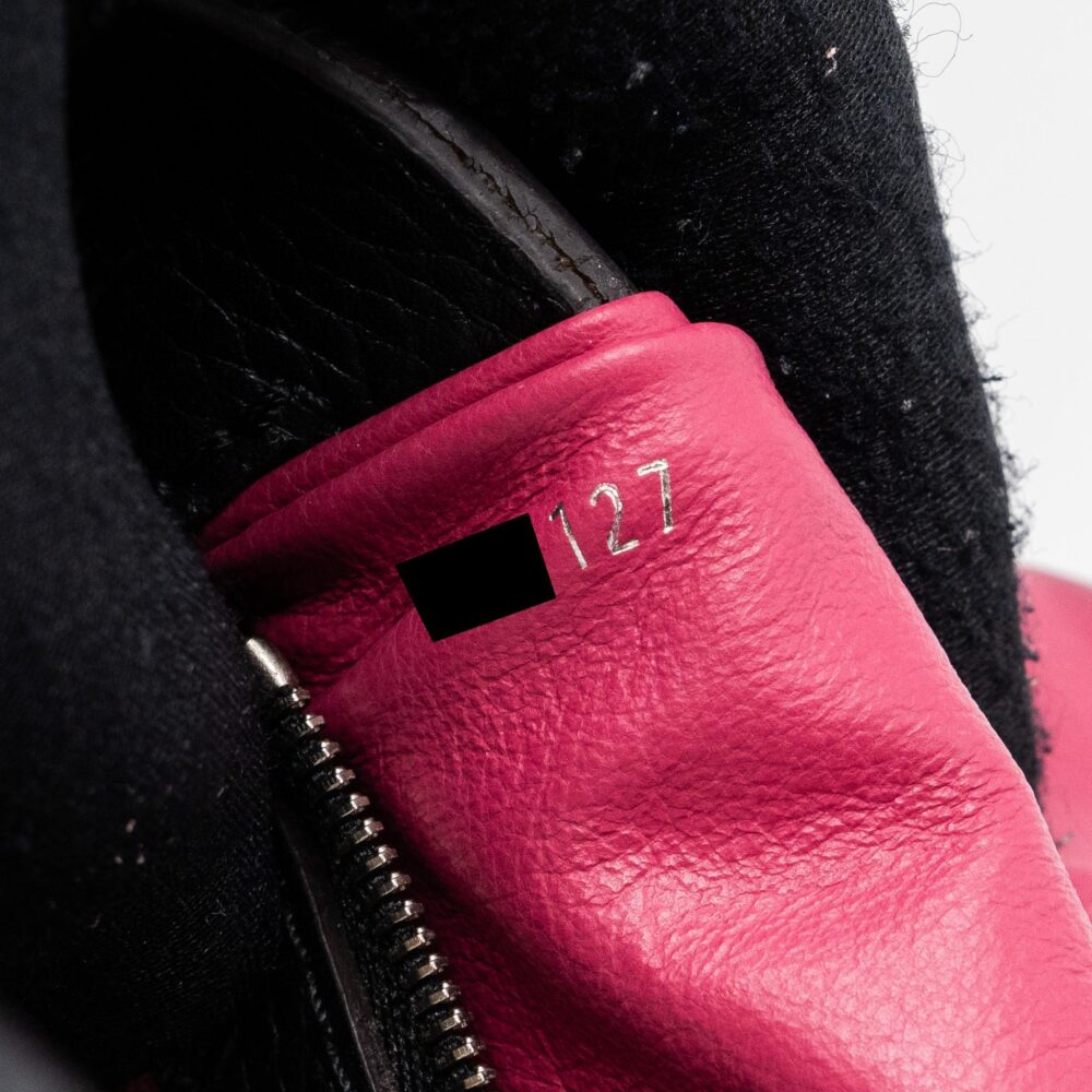 AAA Replica Louis Vuitton LV CAPUCINES PM CALFSKIN BLACK SHW
