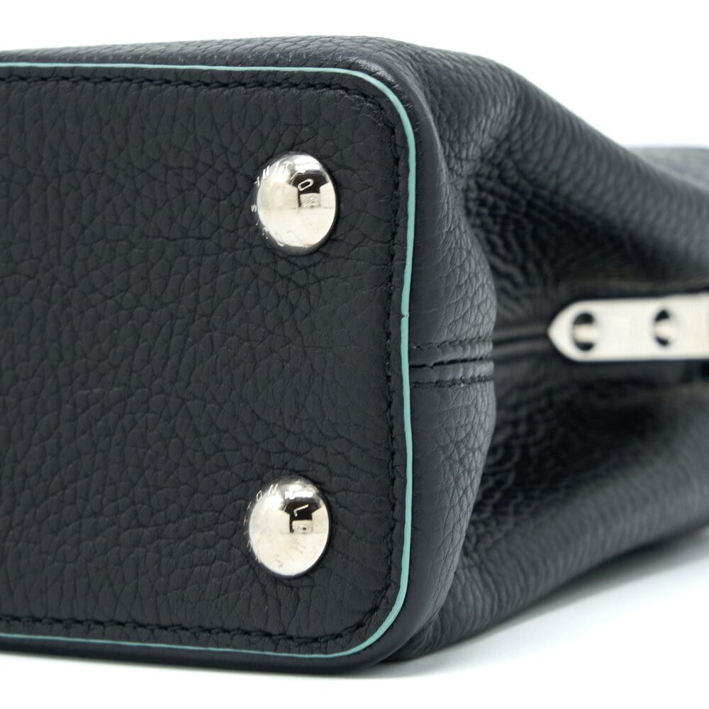 AAA Replica Louis Vuitton LV CAPUCINES BB TAURILLON BLACK/ BLUE SHW