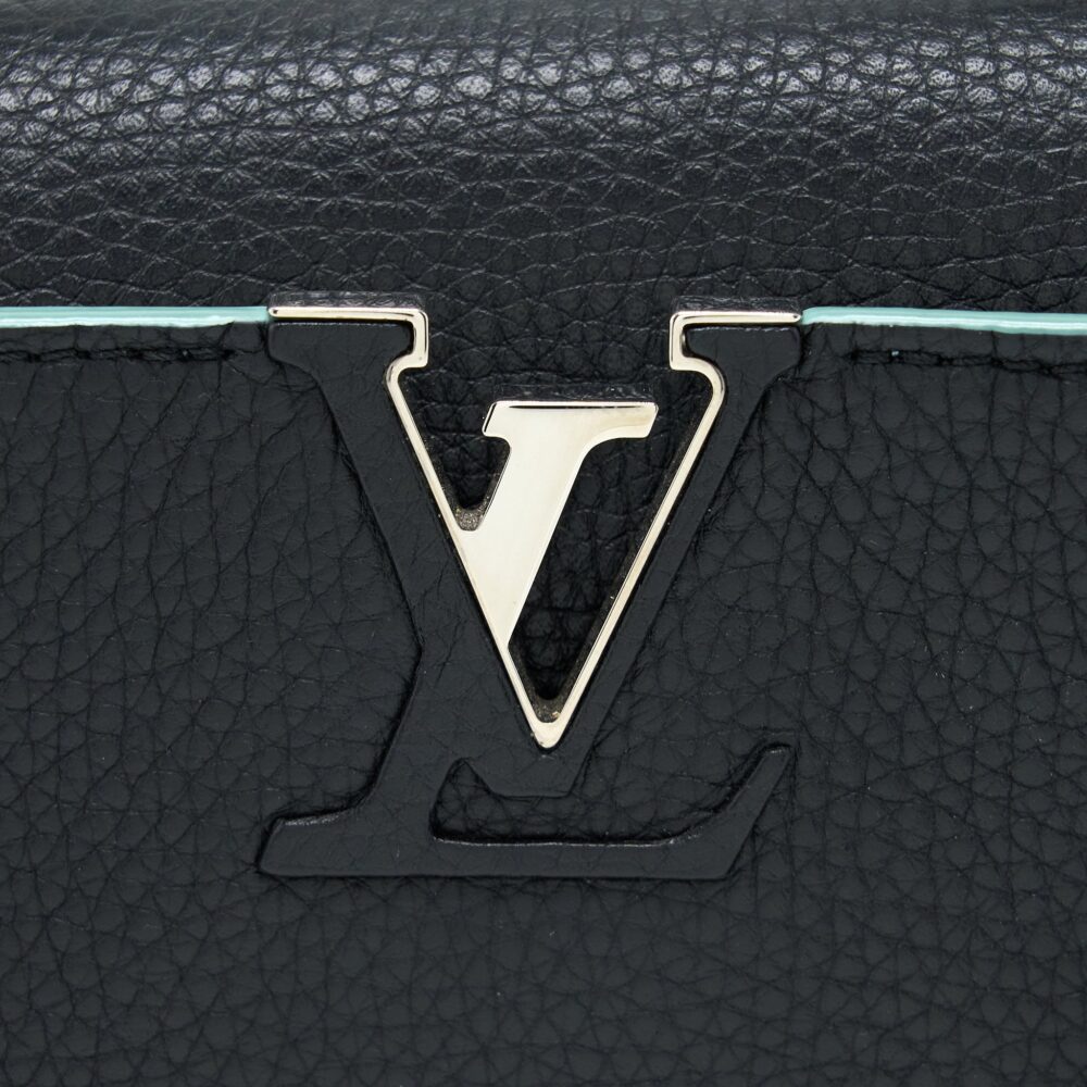 AAA Replica Louis Vuitton LV CAPUCINES BB TAURILLON BLACK/ BLUE SHW