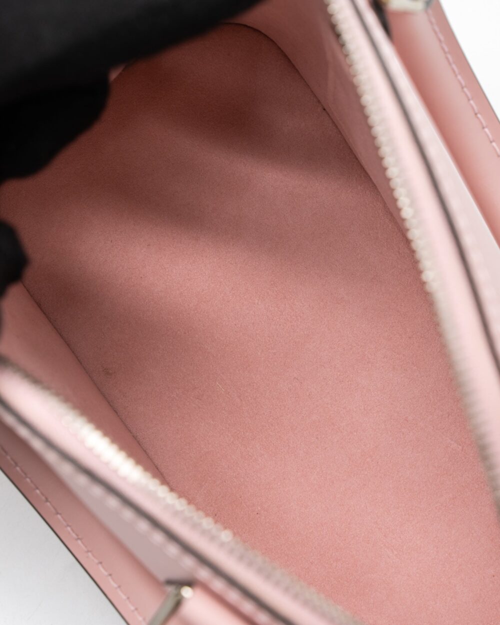 AAA Replica Louis Vuitton LV ALMA BB EPI LIGHT PINK SHW