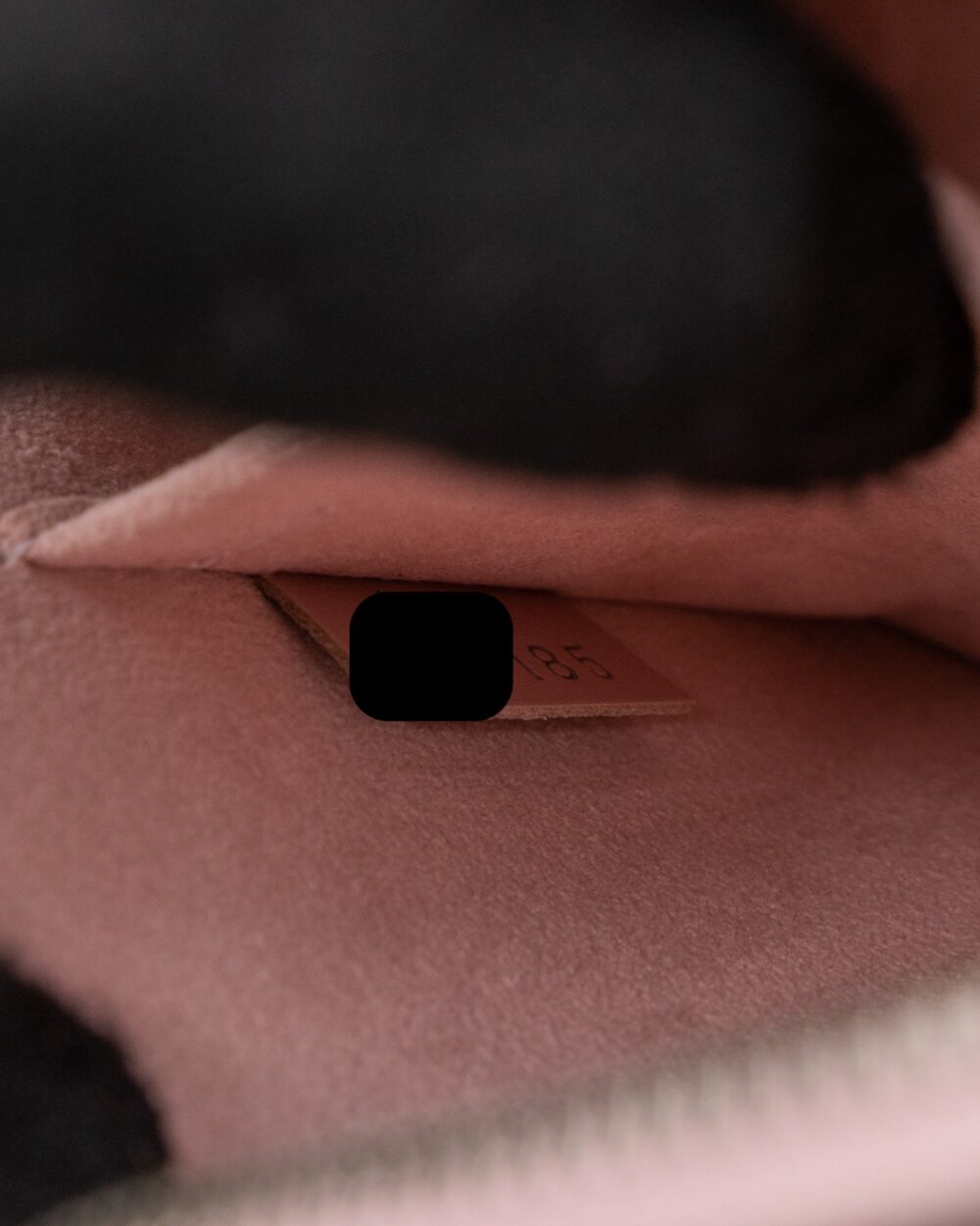 AAA Replica Louis Vuitton LV ALMA BB EPI LIGHT PINK SHW
