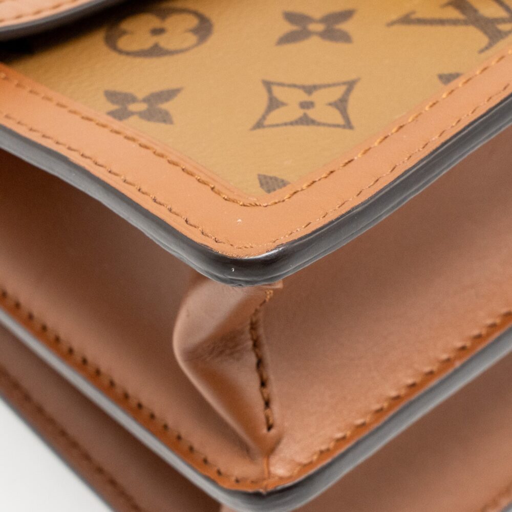 AAA Replica Louis Vuitton LV DAUPHINE MM MONOGRAM / MONOGRAM REVERSE CANVAS GHW