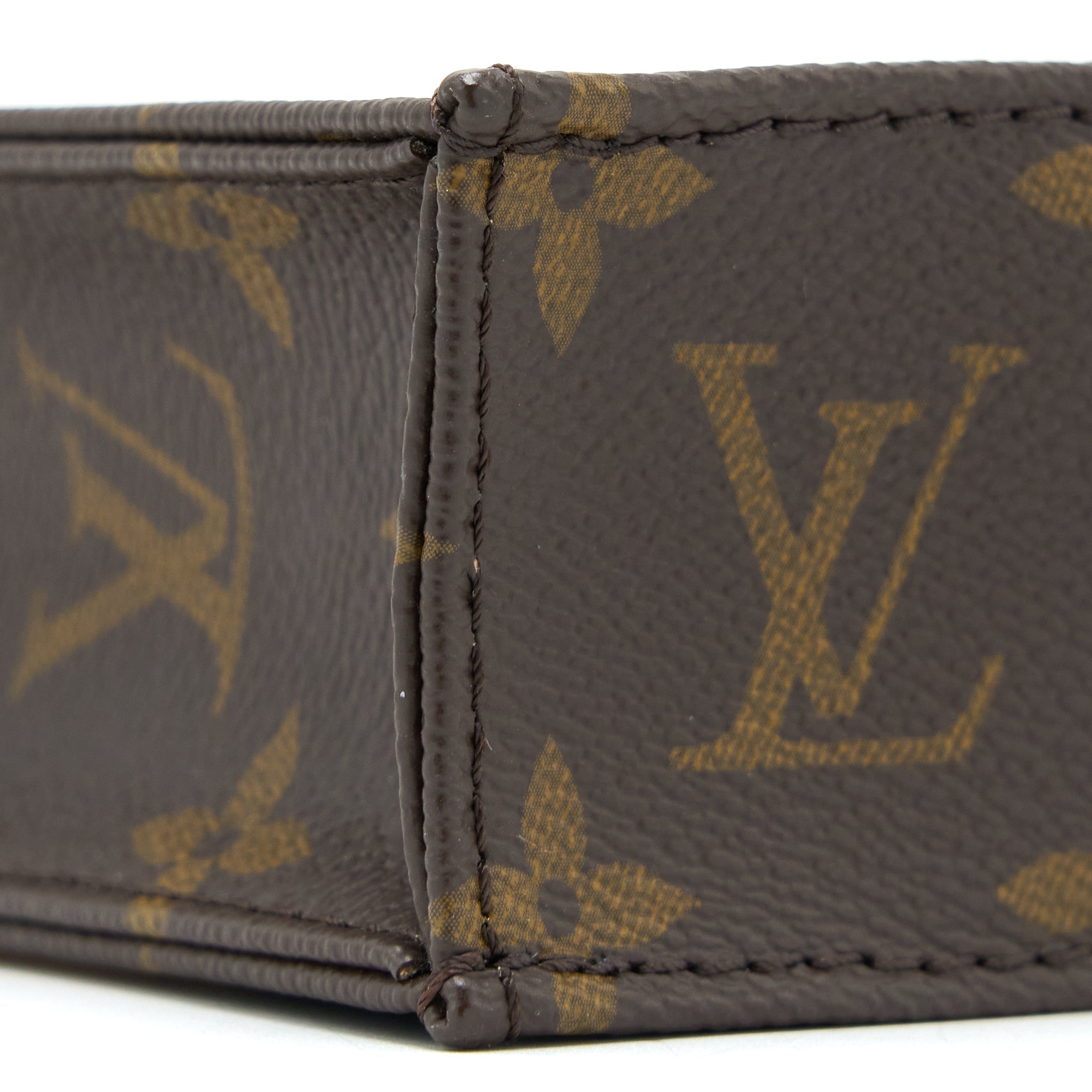 AAA Replica Louis Vuitton LV PETIT SAC PLAT MONOGRAM CANVAS GHW (NEW VERSION)