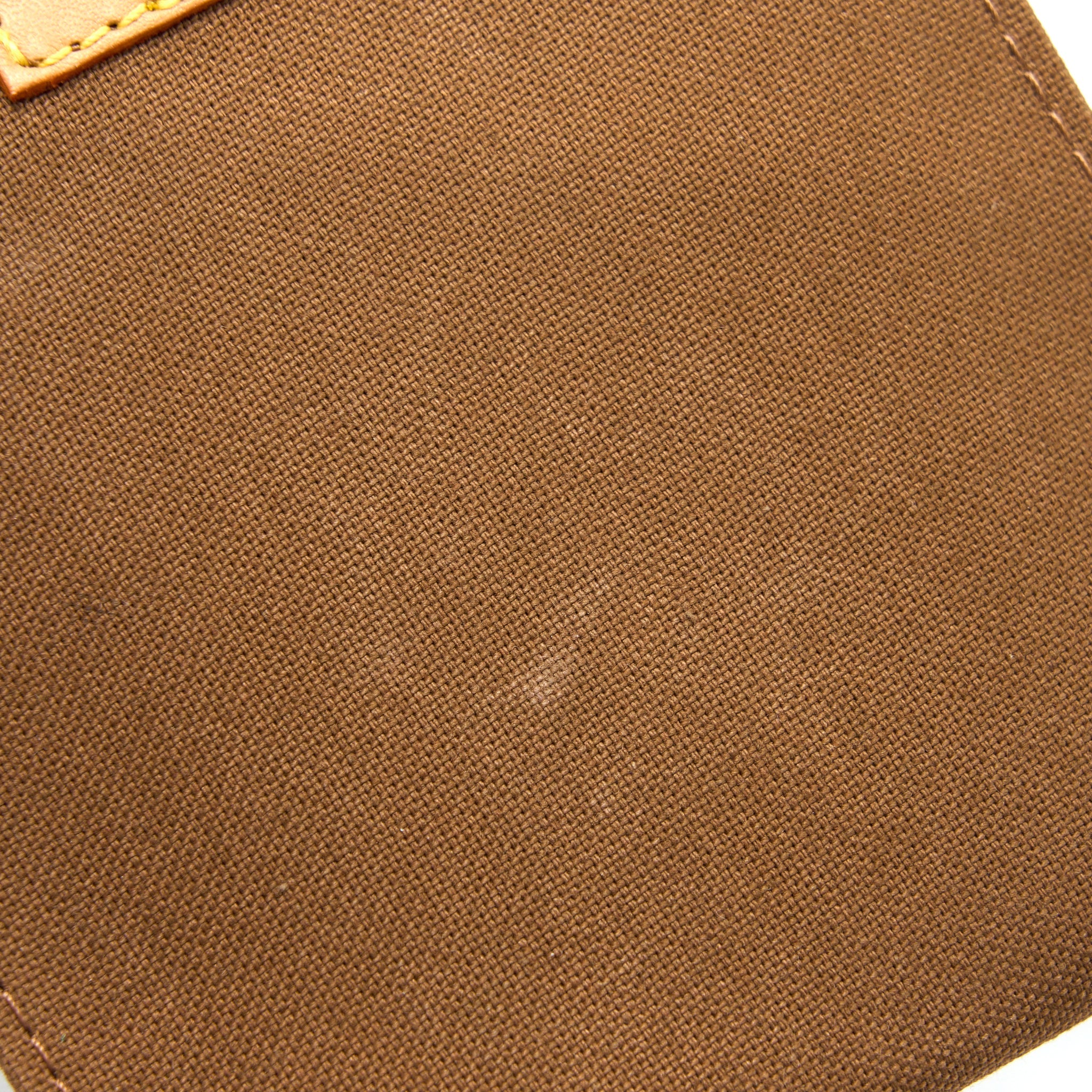 AAA Replica Louis Vuitton LV PETIT SAC PLAT MONOGRAM CANVAS GHW (NEW VERSION)