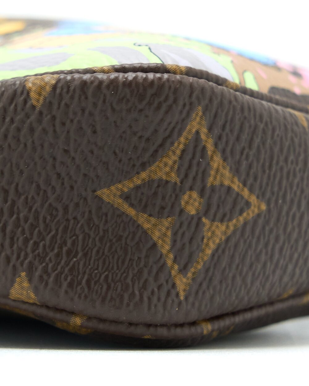 AAA Replica Louis Vuitton LV MINI POCHETTE ACCESSORIES CHRISTMAS LIMITED EDITION MONOGRAM CANVAS GHW