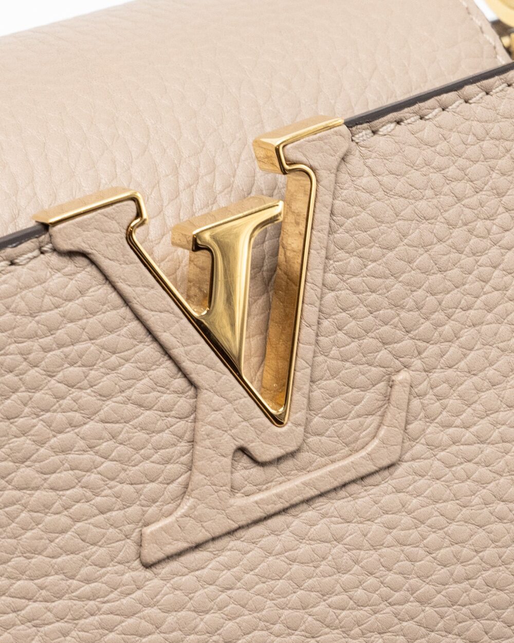 AAA Replica Louis Vuitton LV CAPUCINES BB TAURILLON GALET GHW