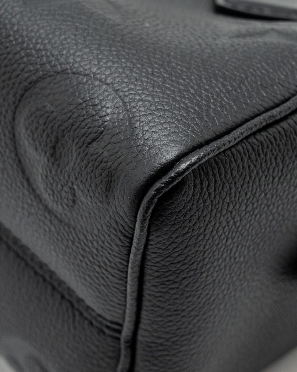 AAA Replica Louis Vuitton LV SPEEDY 20 BANDOULIERE MONOGRAM EMPREINTE BLACK GHW