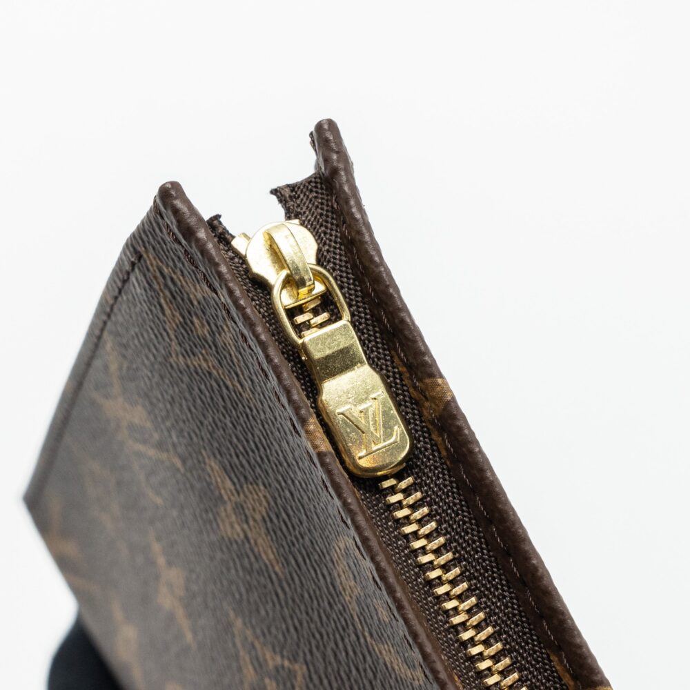 AAA Replica Louis Vuitton LV TOILETRY POUCH 19 MONOGRAM CANVAS GHW
