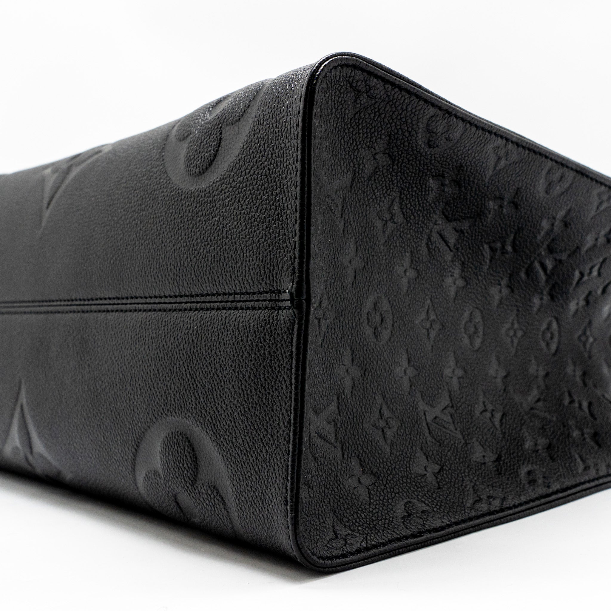 AAA Replica Louis Vuitton LV ONTHEGO GM MONOGRAM EMPREINTE LEATHER BLACK GHW