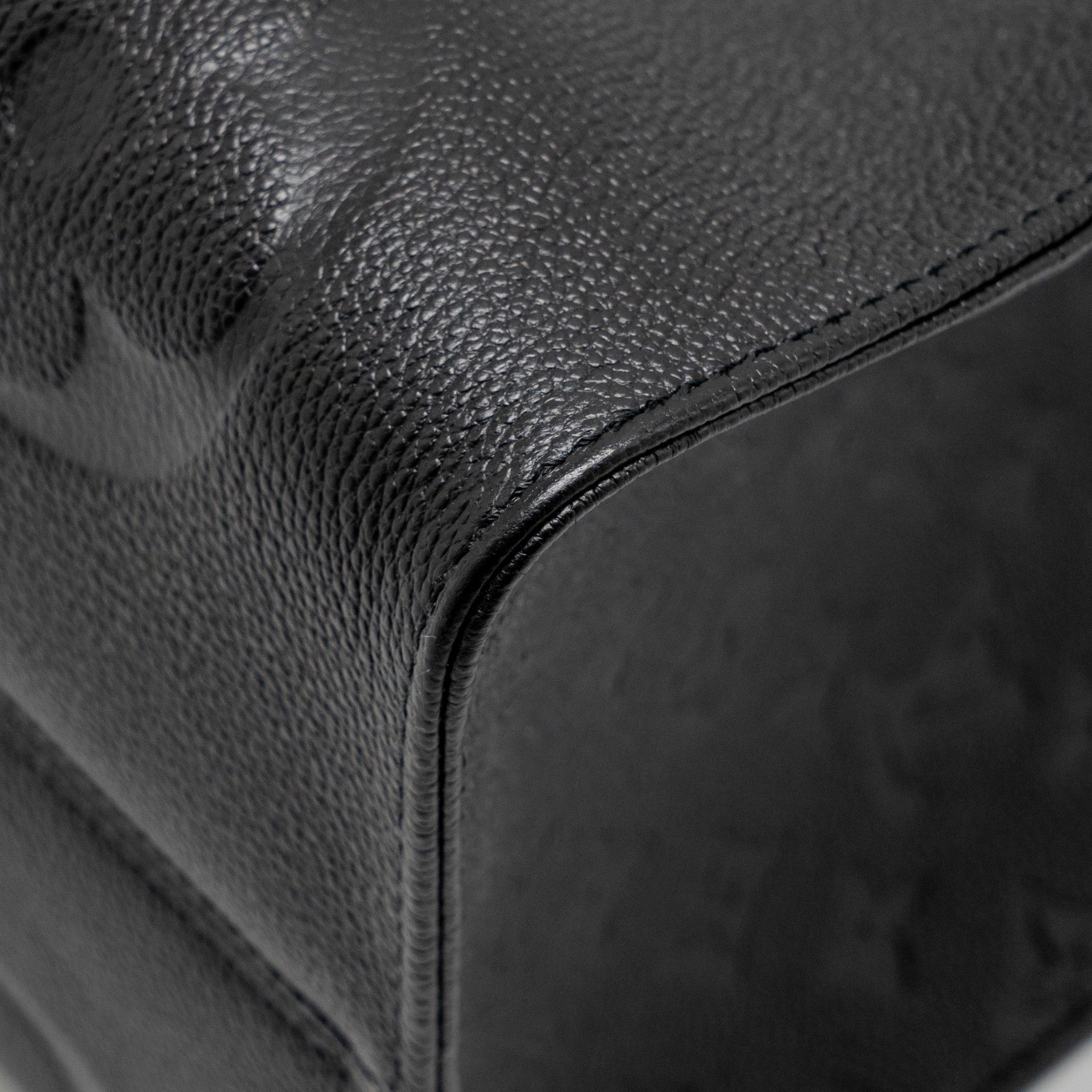 AAA Replica Louis Vuitton LV ONTHEGO GM MONOGRAM EMPREINTE LEATHER BLACK GHW