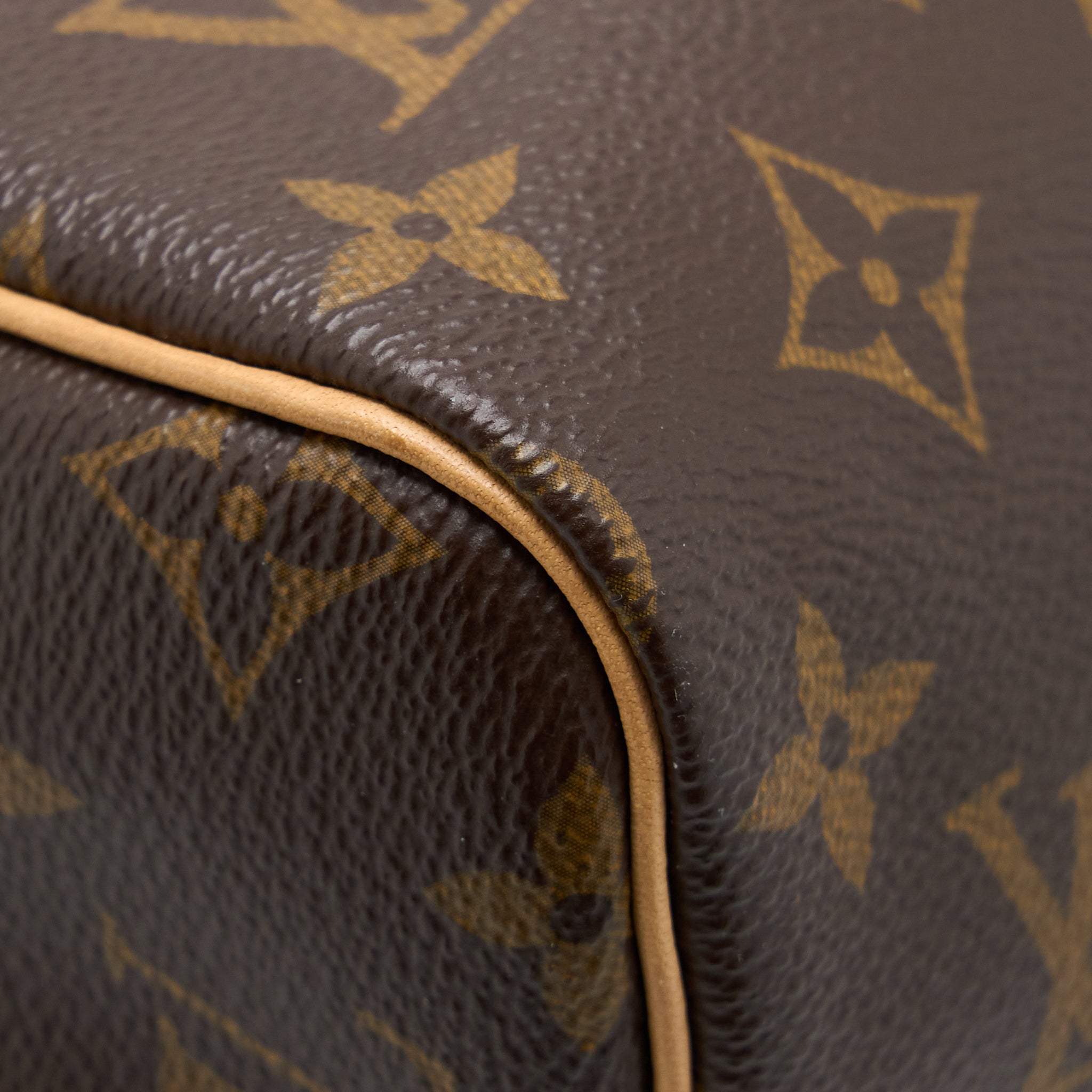 AAA Replica Louis Vuitton LV SPEEDY BANDOULIERE 30 MONOGRAM CANVAS GHW (NEW VERSION)