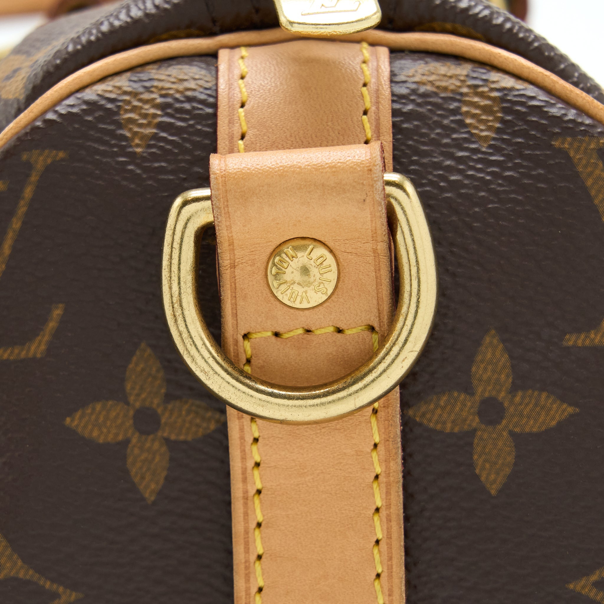 AAA Replica Louis Vuitton LV SPEEDY BANDOULIERE 30 MONOGRAM CANVAS GHW (NEW VERSION)