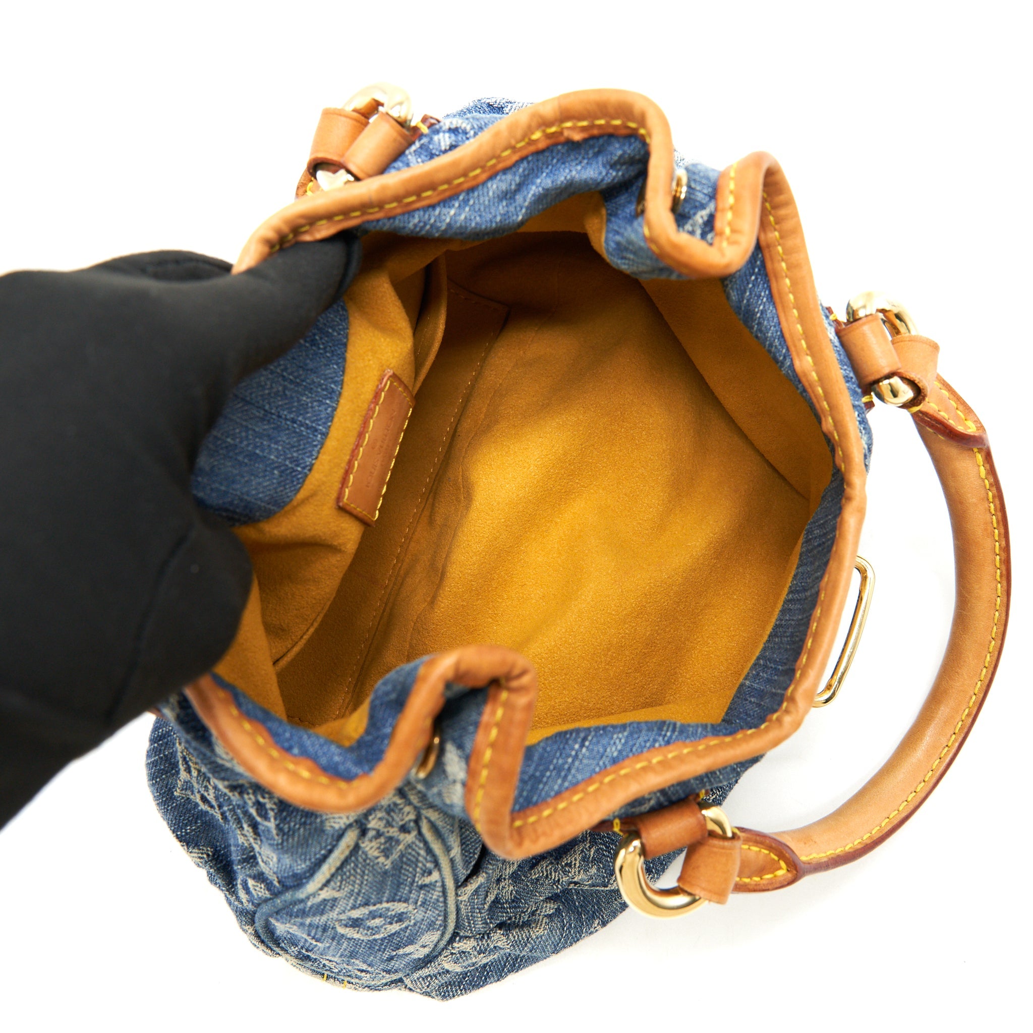 AAA Replica Louis Vuitton LV VINTAGE MINI PRETTY BAG