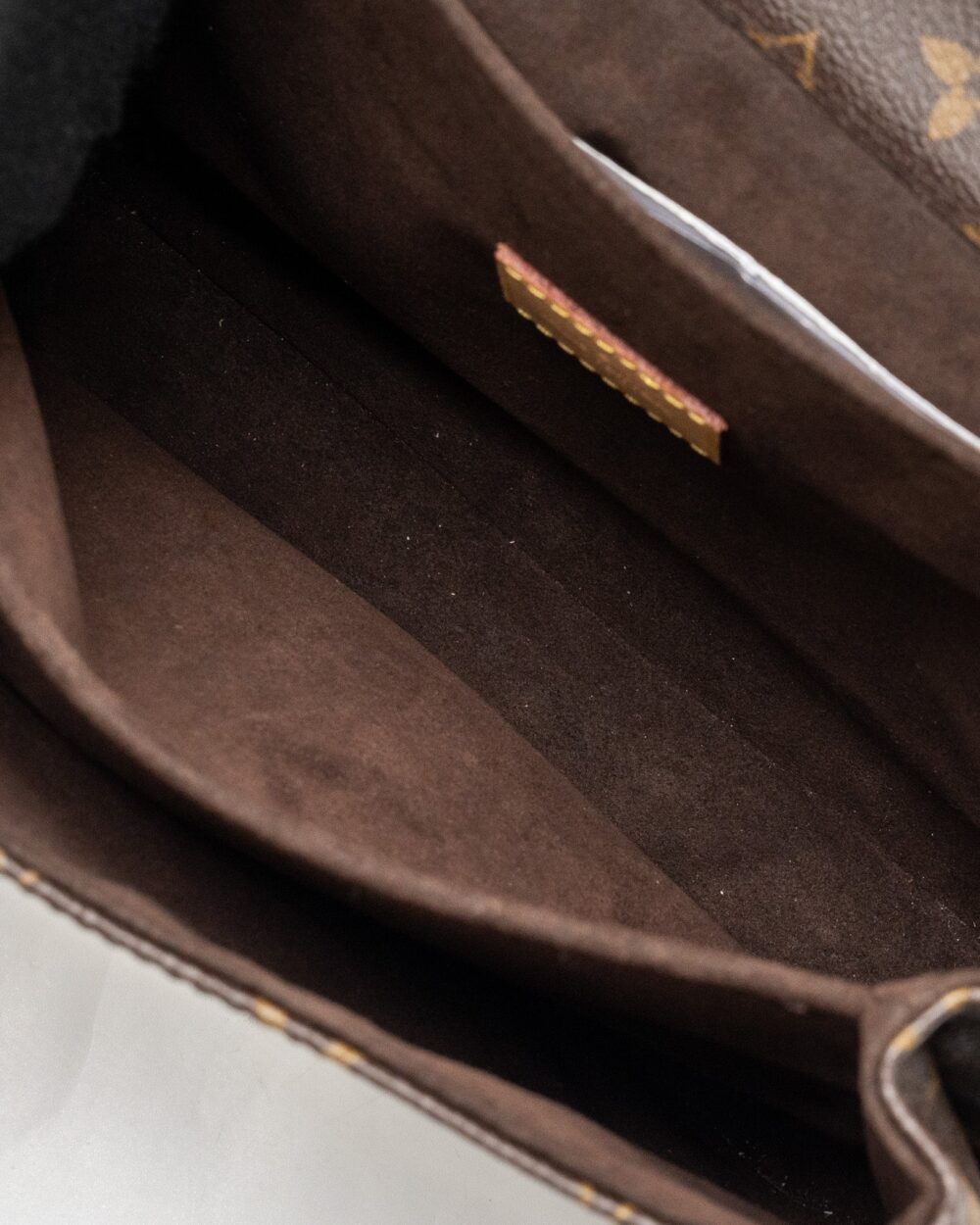 AAA Replica Louis Vuitton LV POCHETTE MÉTIS MONOGRAM CANVAS WITH GHW