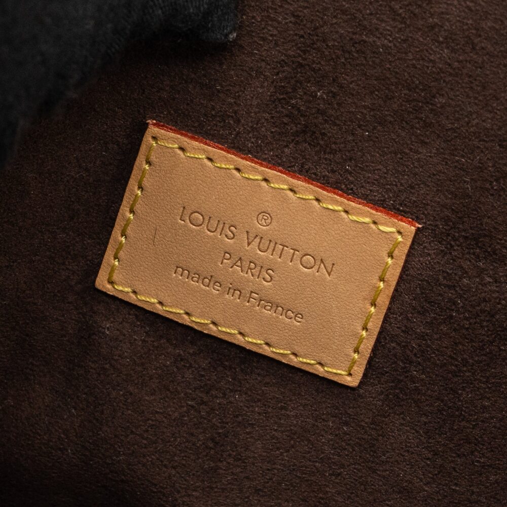 AAA Replica Louis Vuitton LV POCHETTE MÉTIS MONOGRAM CANVAS WITH GHW