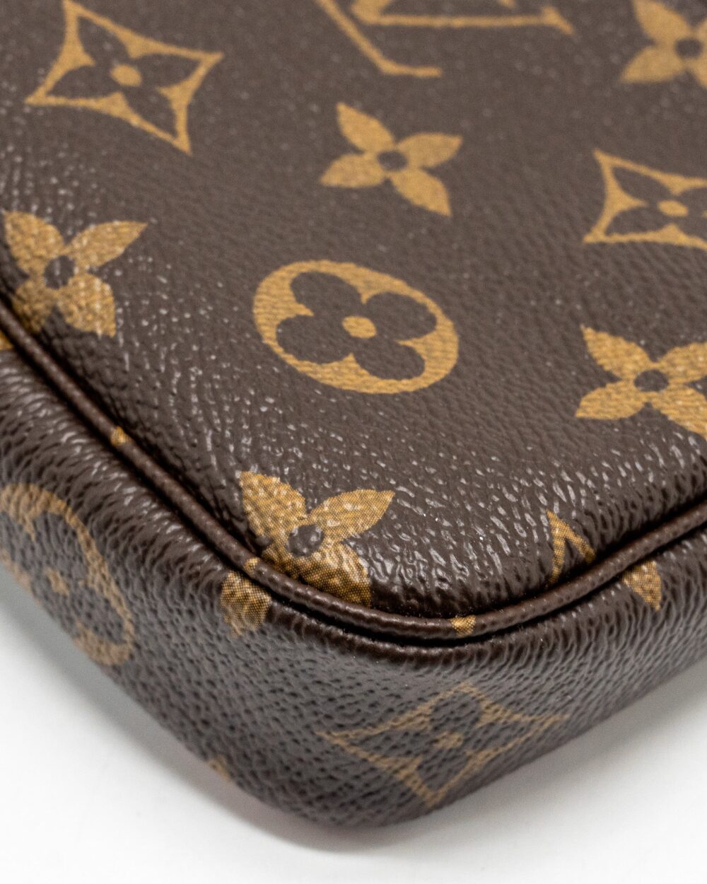 AAA Replica Louis Vuitton LV MINI POCHETTE ACCESSORIES 2021 CHRISTMAS LIMITED EDITION JAPANESE GARDEN SAKURA GHW 