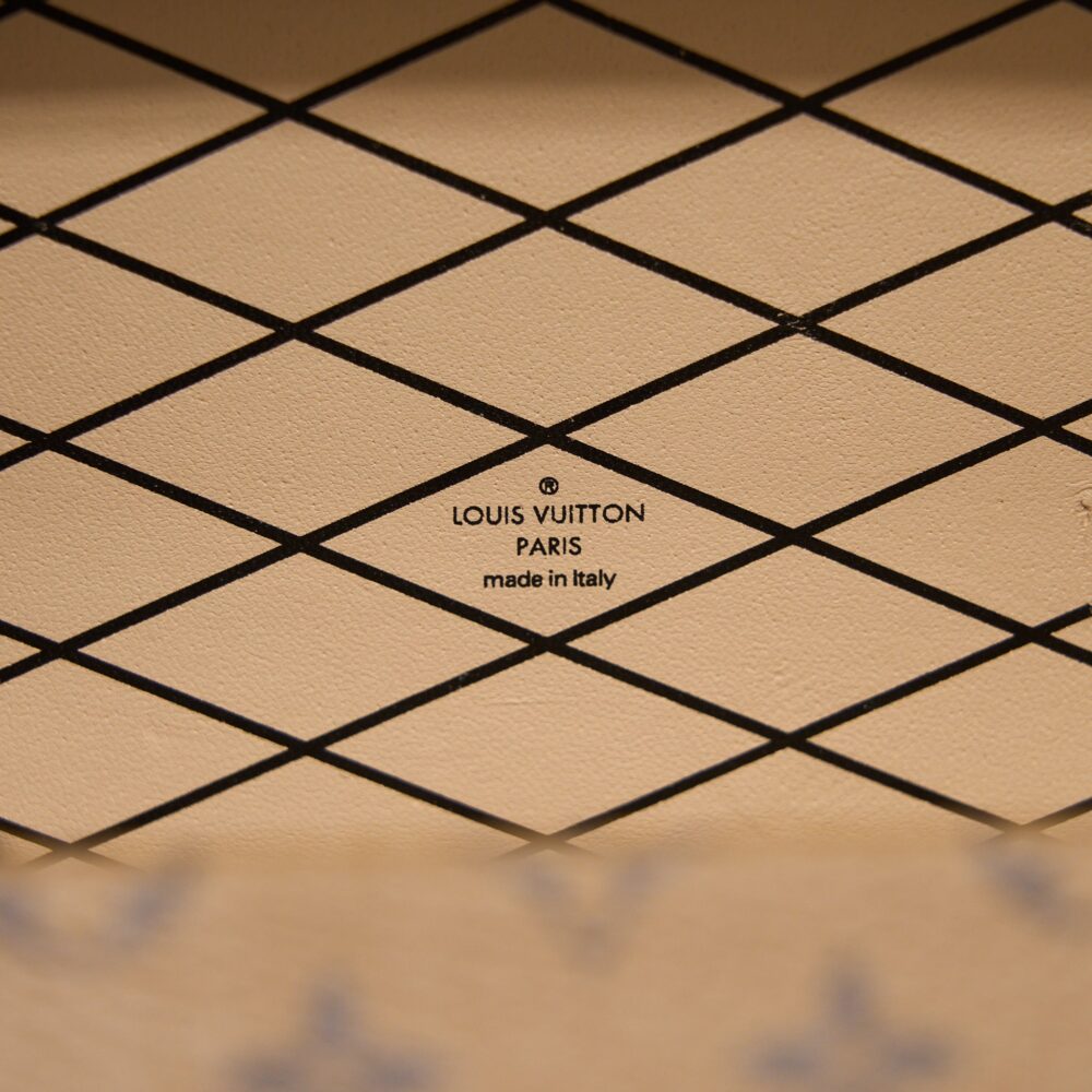 AAA Replica Louis Vuitton LV PETIT MALLE MONOGRAM REVERSE CANVAS GHW