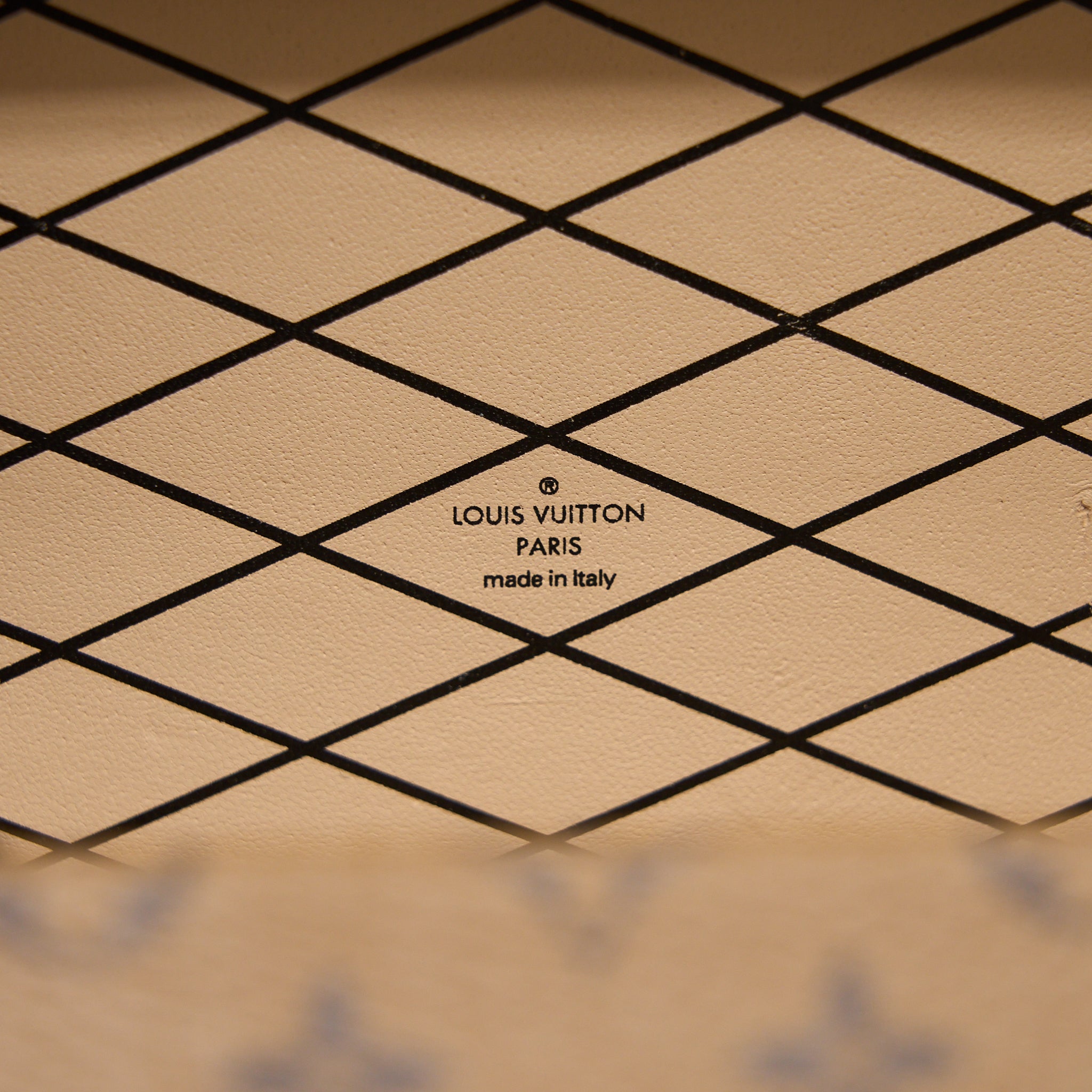 AAA Replica Louis Vuitton LV PETIT MALLE MONOGRAM REVERSE CANVAS GHW