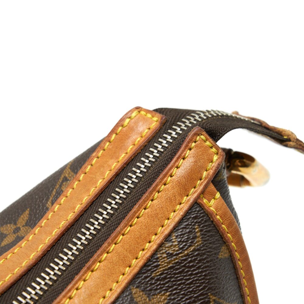 AAA Replica Louis Vuitton LV VINTAGE LARGE SHOULDER BAG MONOGRAM CANVAS GHW